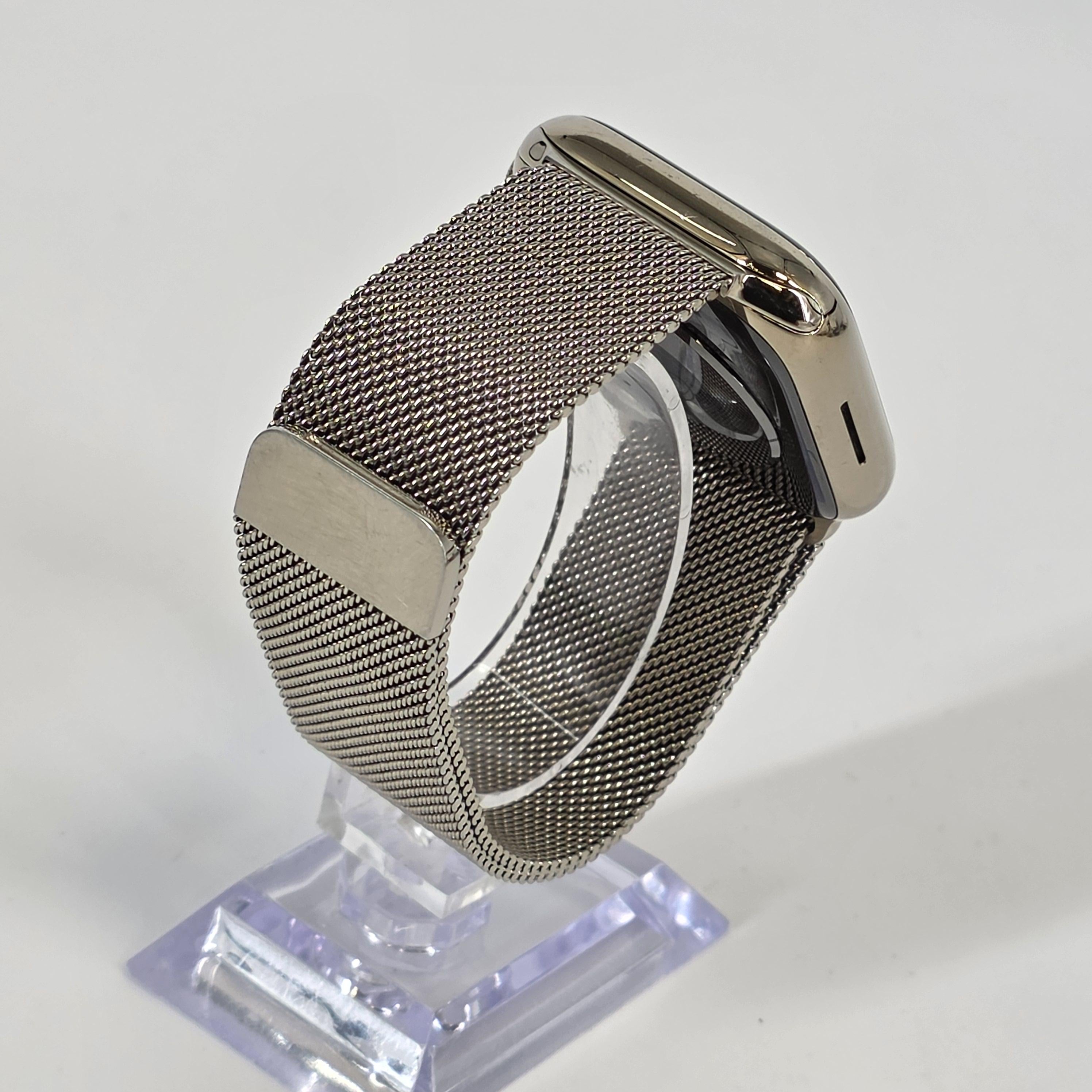 Apple Watch (Series 9) 45mm Gold Unlocked 64GB