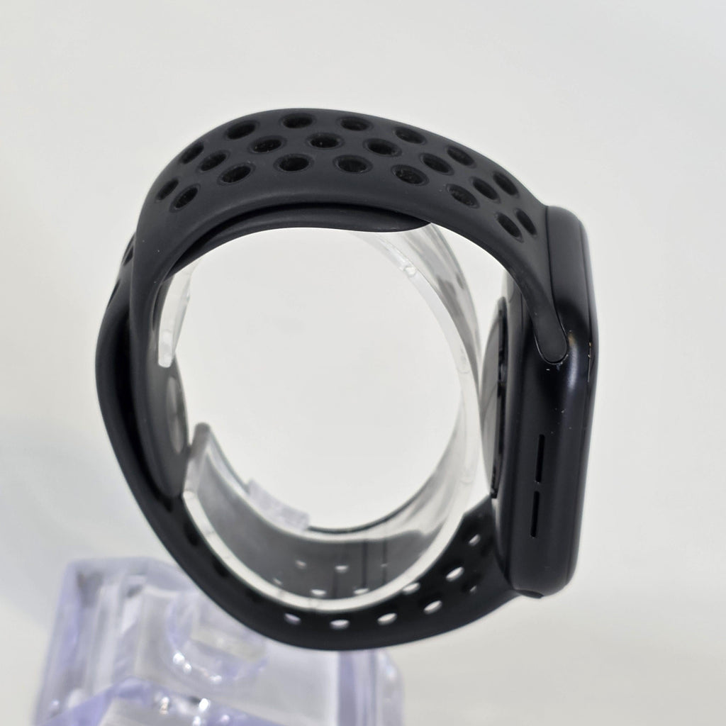 Apple Watch SE 3 44mm Midnight Unlocked 64GB
