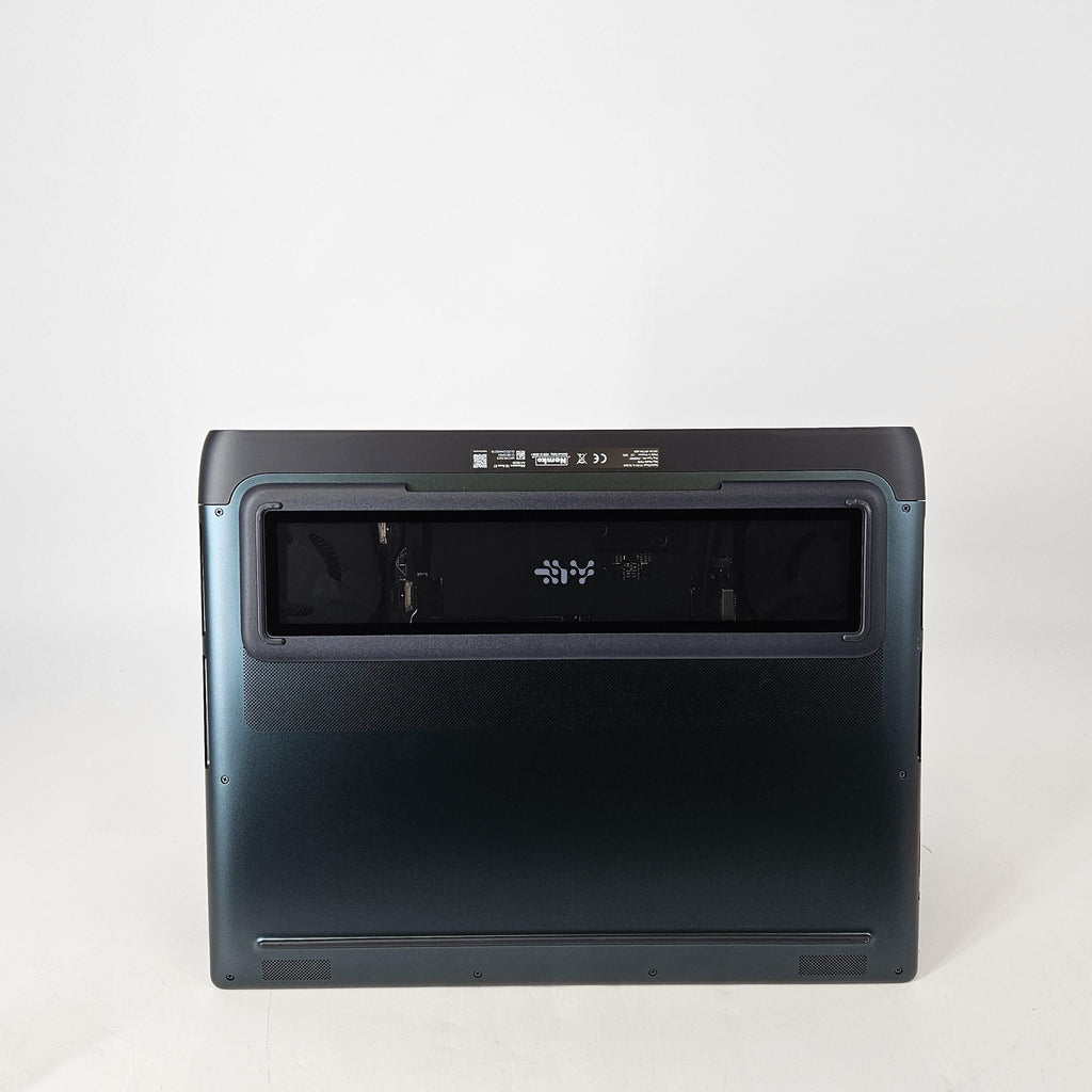 Dell Alienware 18 Area-51 Teal 2.7 GHz Intel Core Ultra 9 Series 2 32GB RAM 2TB Solid State Drive NVIDIA GeForce RTX 5080 16 GB