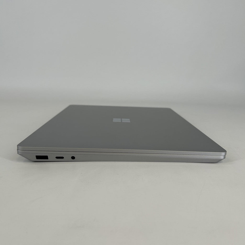 Microsoft Surface Laptop 6 13.5 Platinum 3.8 GHz Intel Core Ultra 7 16GB RAM 512GB Solid State Drive