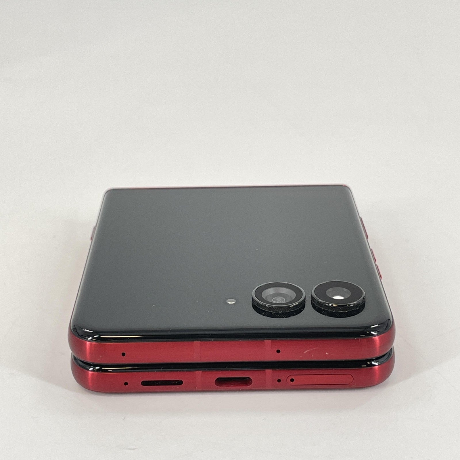 Motorola Razr Ultra (2025) 1TB Red (GSM Unlocked)