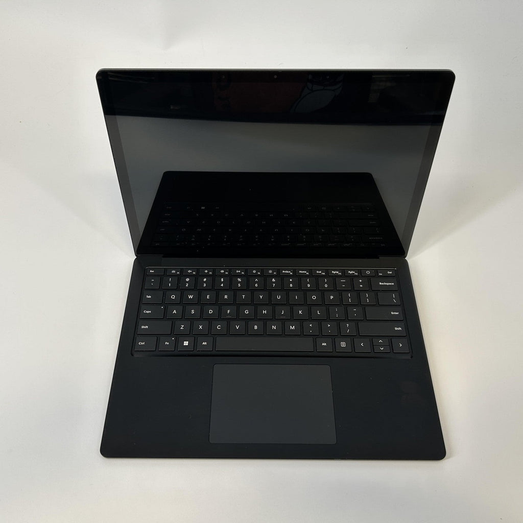 Microsoft Surface Laptop 5 13.5 Black 2.7 GHz Intel Core i7 12th Gen. 16GB RAM 512GB Solid State Drive