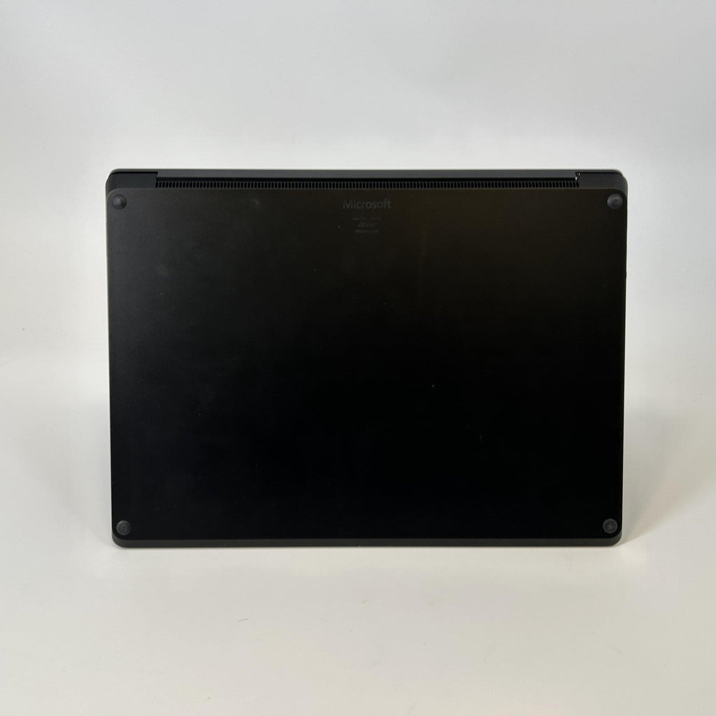 Microsoft Surface Laptop 5 13.5 Black 2.7 GHz Intel Core i7 12th Gen. 16GB RAM 512GB Solid State Drive