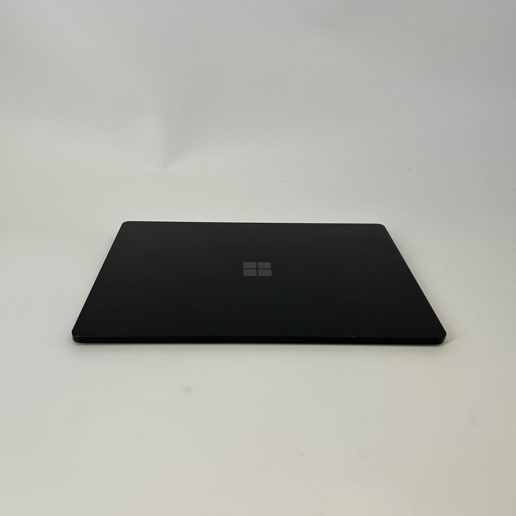 Microsoft Surface Laptop 5 13.5 Black 2.7 GHz Intel Core i7 12th Gen. 16GB RAM 512GB Solid State Drive