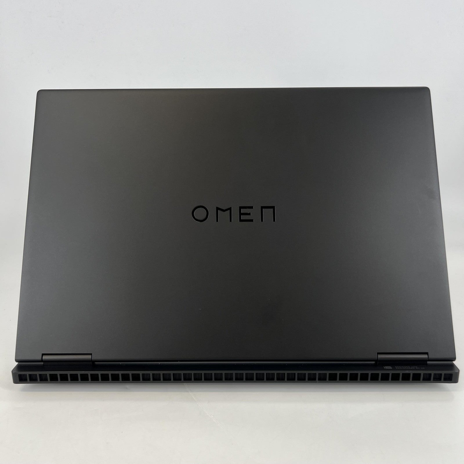 HP Omen 16 Black 2.4 GHz Intel Core i7 13th Gen. 16GB RAM 1TB Solid State Drive NVIDIA GeForce RTX 4060 8 GB