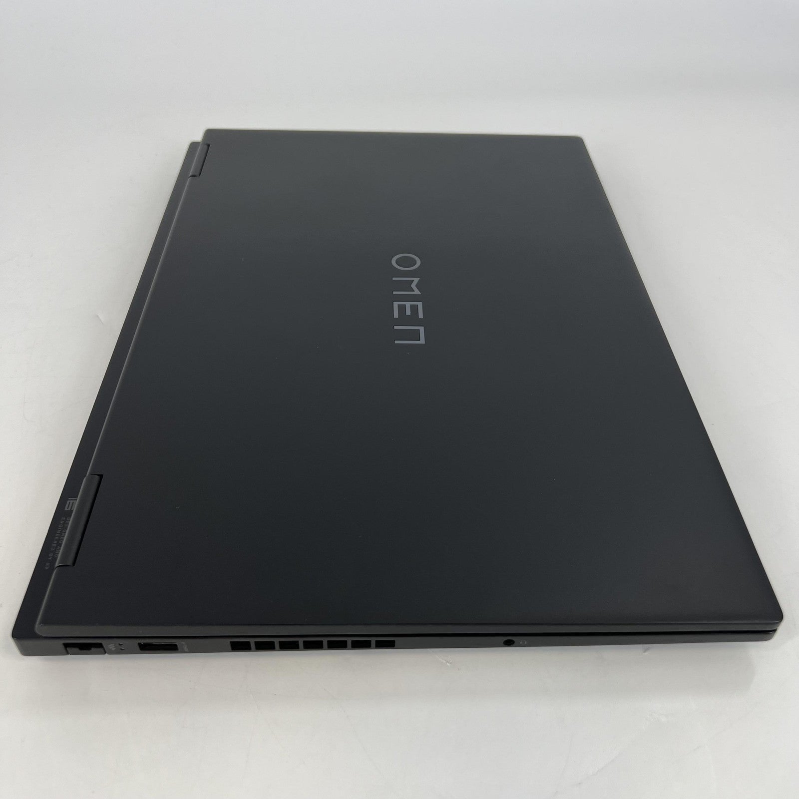 HP Omen 16 Black 2.4 GHz Intel Core i7 13th Gen. 16GB RAM 1TB Solid State Drive NVIDIA GeForce RTX 4060 8 GB