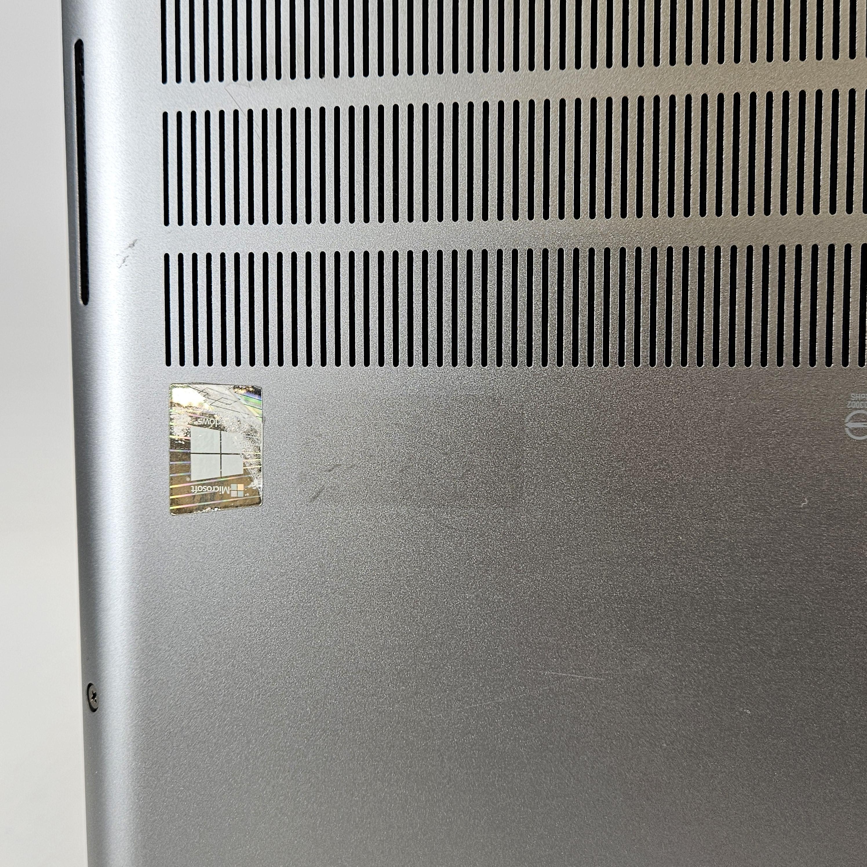 Dell Precision 7560 15.6 Gray 3.2 GHz 6-Core Intel Xeon W 64GB RAM 1TB Solid State Drive NVIDIA RTX A4000 8 GB