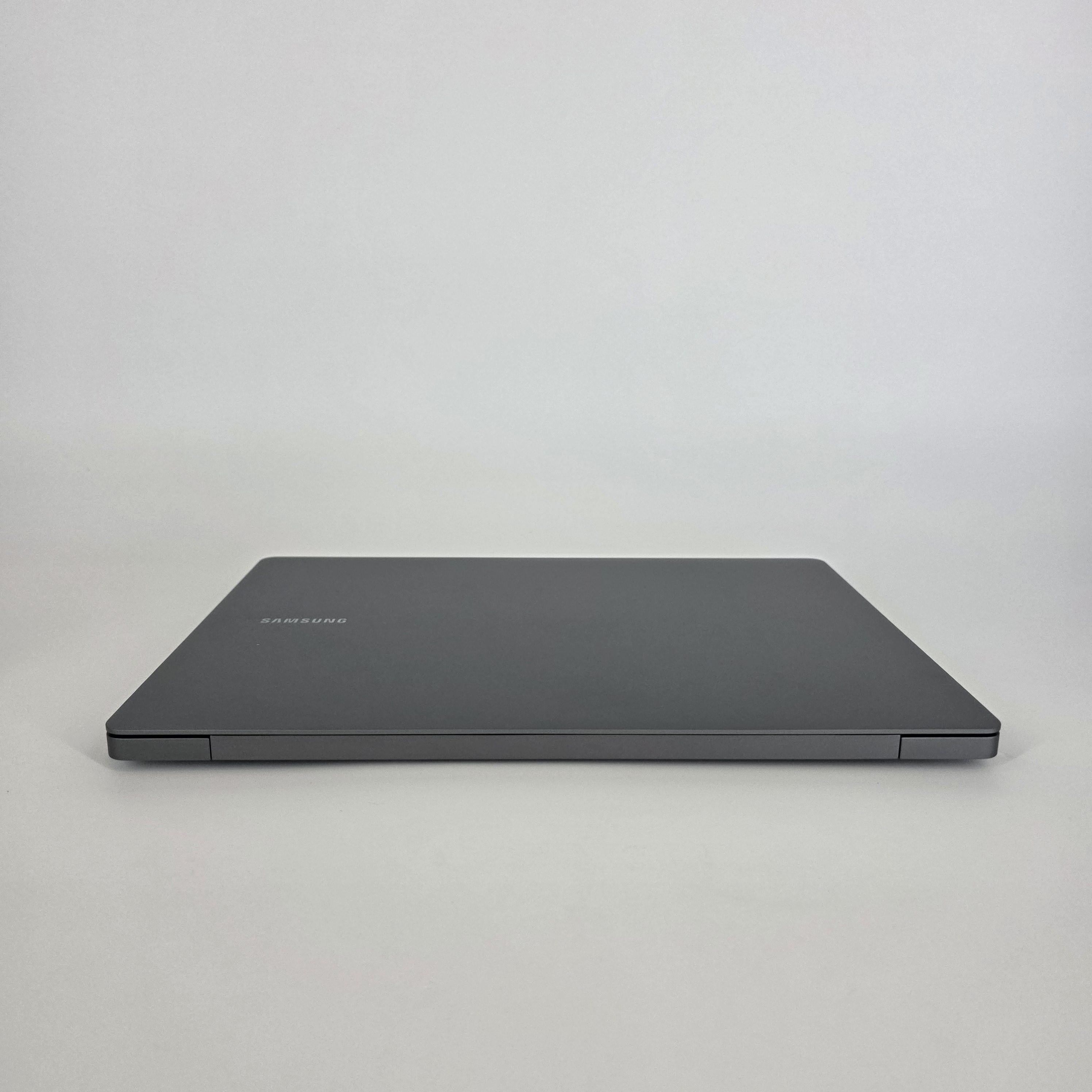 Samsung Galaxy Book5 Pro 14 Gray 2.2 GHz Intel Core Ultra 7 Series 2 16GB RAM 512GB Solid State Drive