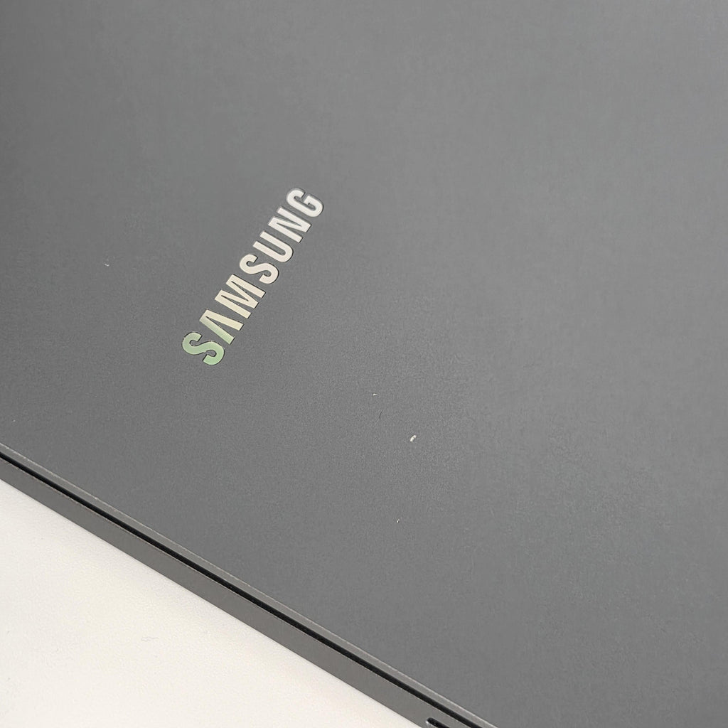 Samsung Galaxy Book5 Pro 14 Gray 2.2 GHz Intel Core Ultra 7 Series 2 16GB RAM 512GB Solid State Drive
