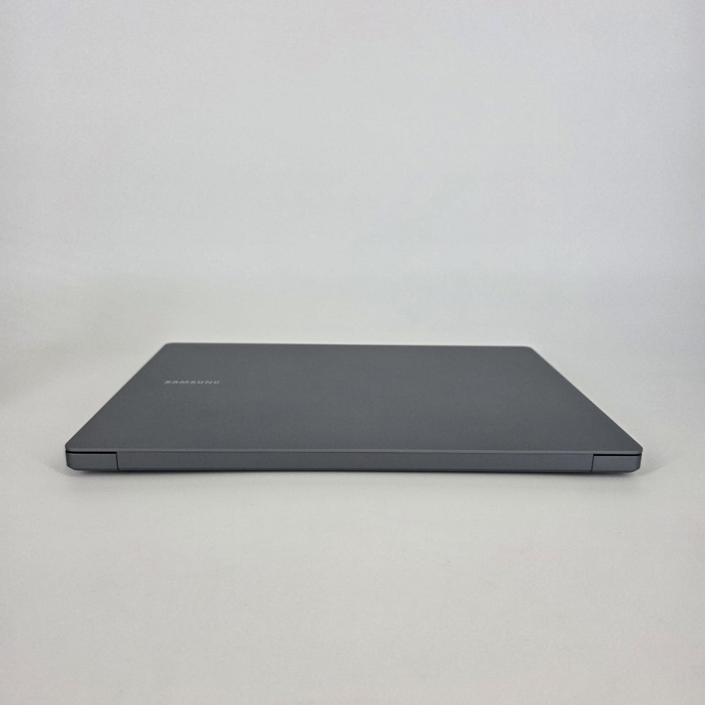 Samsung Galaxy Book4 Ultra 16 Blue 2.5 GHz Intel Core Ultra 9 32GB RAM 1TB Solid State Drive NVIDIA GeForce RTX 4070 8 GB