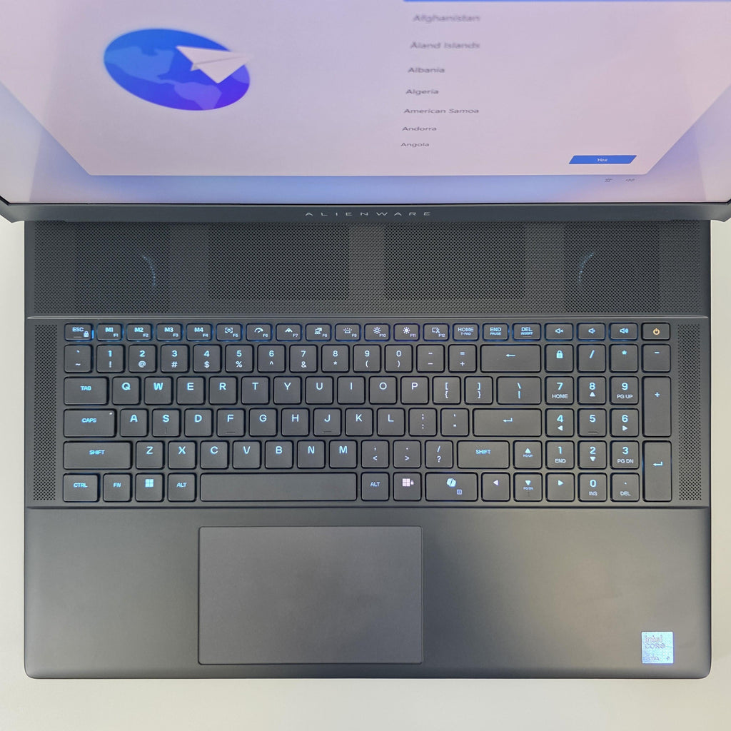 Dell Alienware 18 Area-51 Teal 2.7 GHz Intel Core Ultra 9 Series 2 32GB RAM 2TB Solid State Drive NVIDIA GeForce RTX 5070 Ti 12 GB