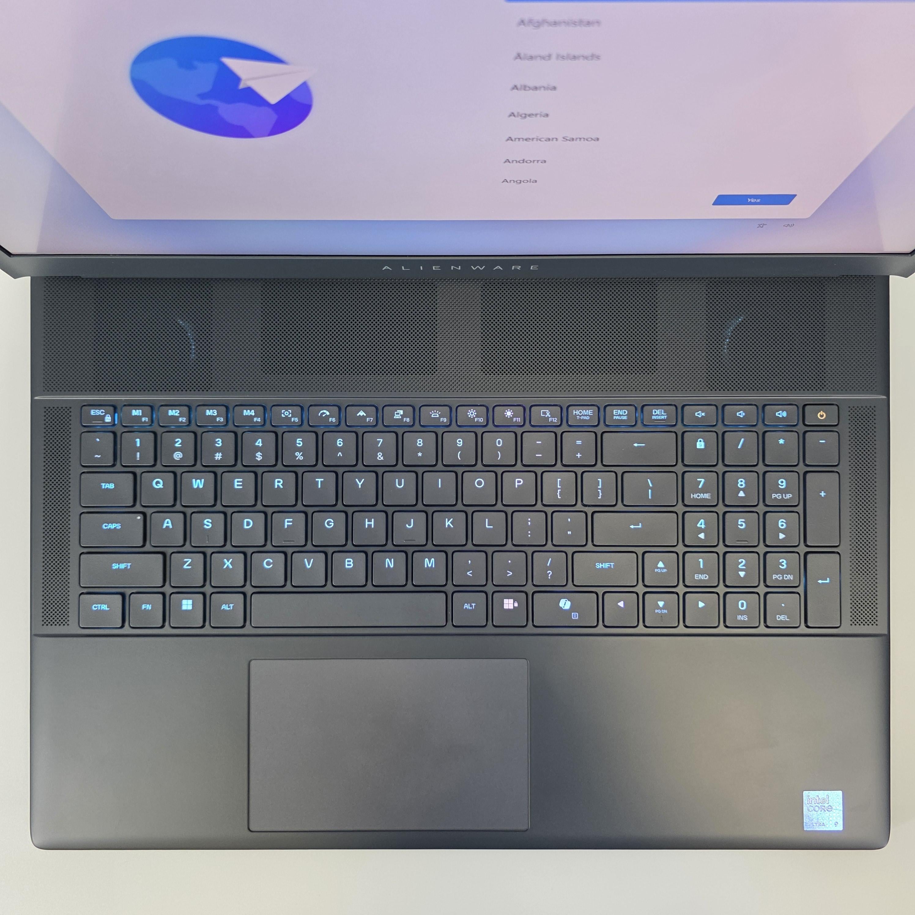 Dell Alienware 18 Area-51 Teal 2.7 GHz Intel Core Ultra 9 Series 2 32GB RAM 2TB Solid State Drive NVIDIA GeForce RTX 5070 Ti 12 GB