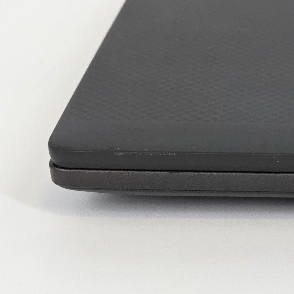 Dell Latitude 7320 13.3 Gray 2.6 GHz Intel Core i5 11th Gen. 8GB RAM 256GB Solid State Drive