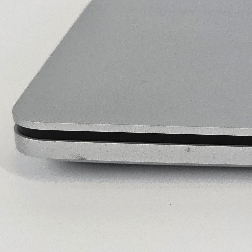 Microsoft Surface Laptop Studio 14.4 Silver 3.3 GHz Intel Core i7 11th Gen. 16GB RAM 512GB Solid State Drive NVIDIA GeForce RTX 3050 Ti 4 GB