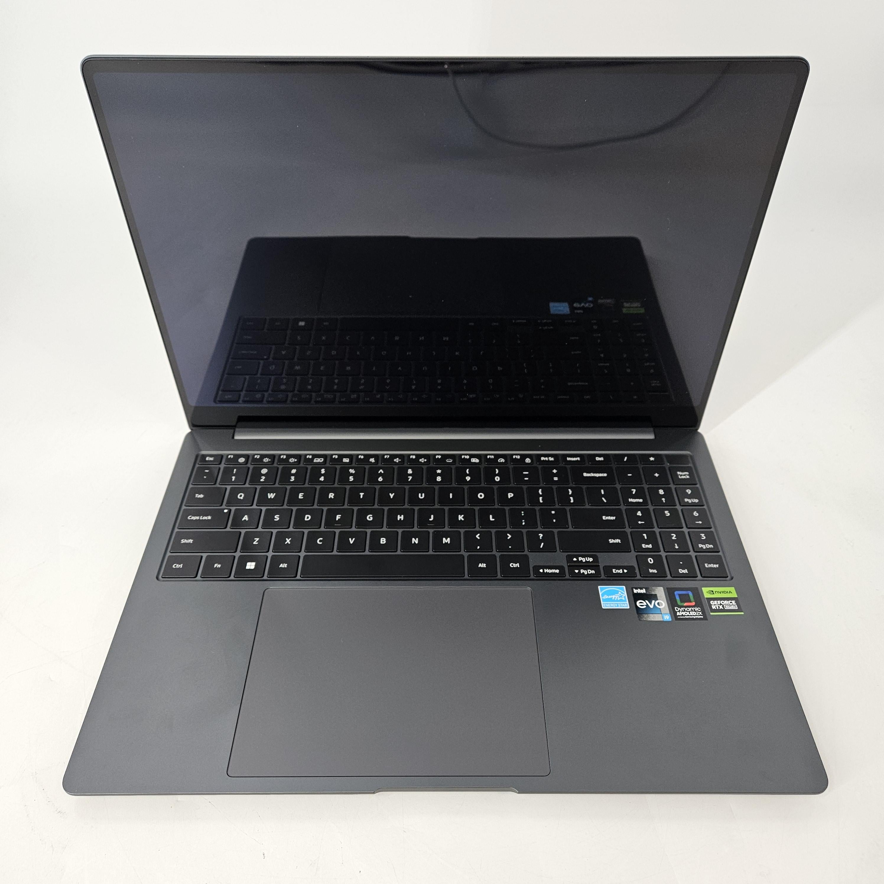 Samsung Galaxy Book3 Ultra 16 Graphite 2.6 GHz Intel Core i9 13th Gen. 32GB RAM 1TB Solid State Drive NVIDIA GeForce RTX 4070 8 GB