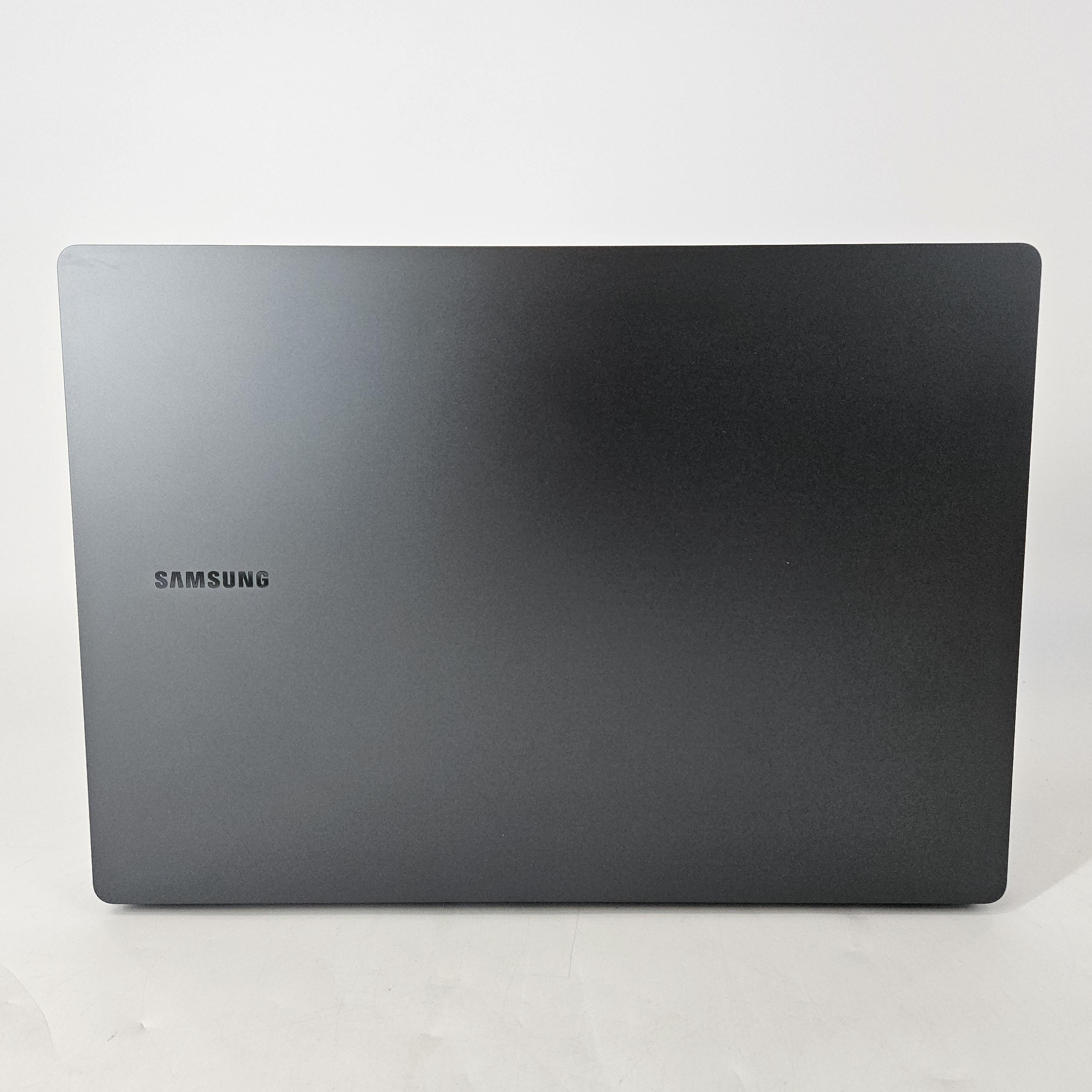 Samsung Galaxy Book3 Ultra 16 Graphite 2.6 GHz Intel Core i9 13th Gen. 32GB RAM 1TB Solid State Drive NVIDIA GeForce RTX 4070 8 GB