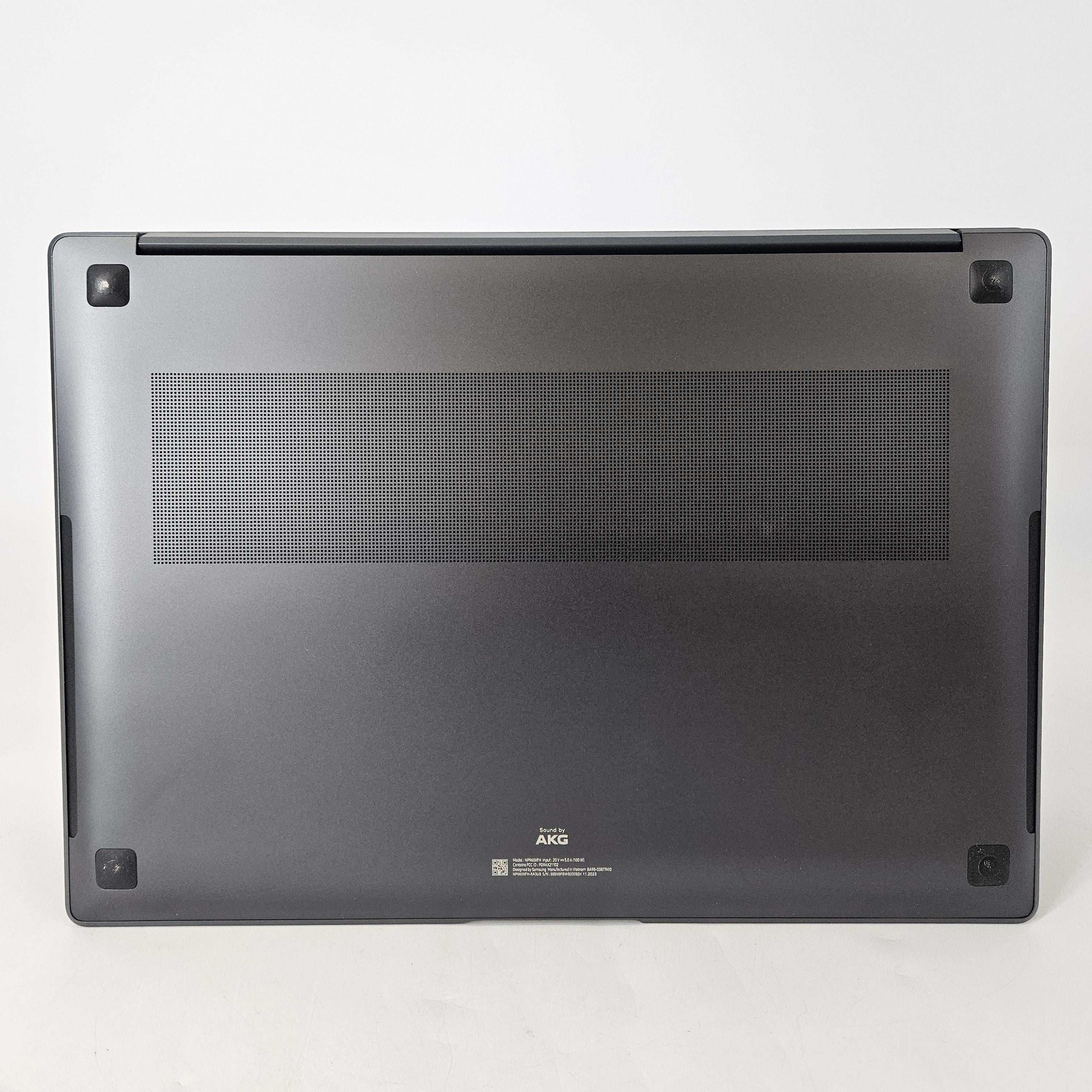 Samsung Galaxy Book3 Ultra 16 Graphite 2.6 GHz Intel Core i9 13th Gen. 32GB RAM 1TB Solid State Drive NVIDIA GeForce RTX 4070 8 GB
