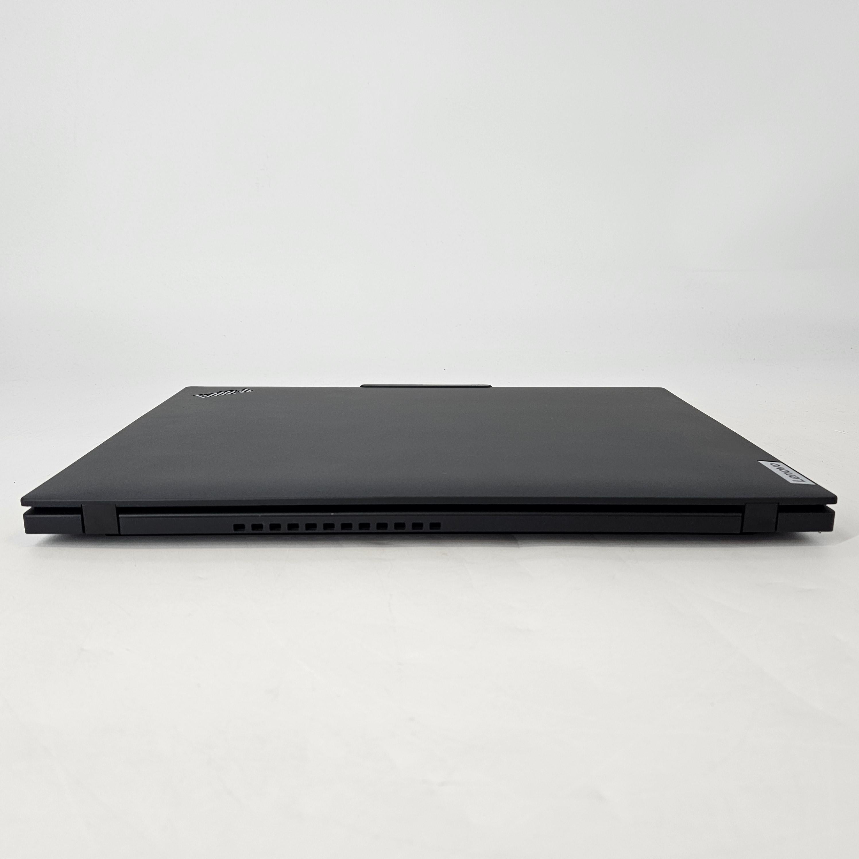Lenovo ThinkPad P16s Gen 4 Black 2.0 GHz AMD Ryzen AI 7 Pro 350 16GB RAM 512GB Solid State Drive