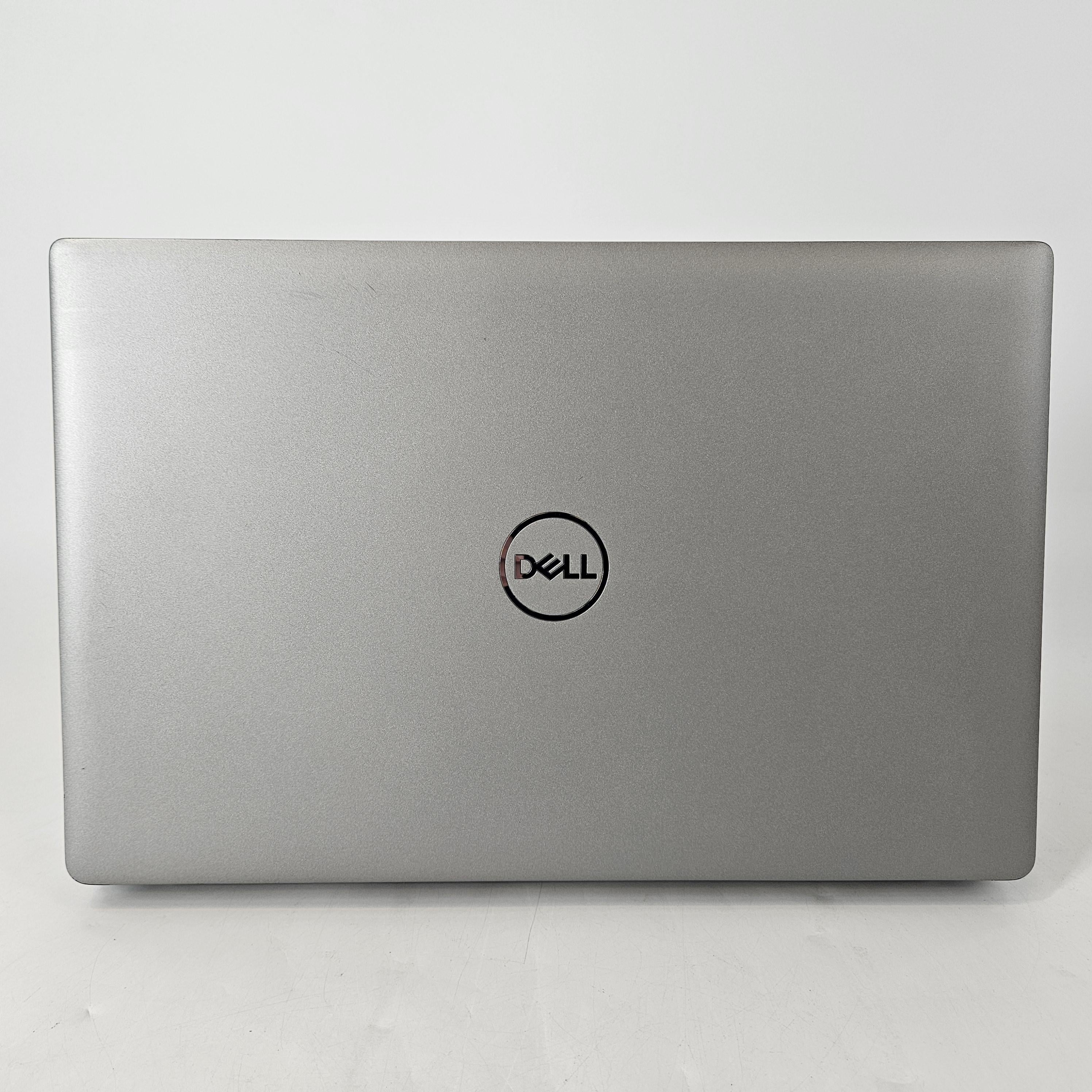 Dell Latitude 5531 15.6 Silver 1.8 GHz Intel Core i7 12th Gen. 16GB RAM 256GB Solid State Drive