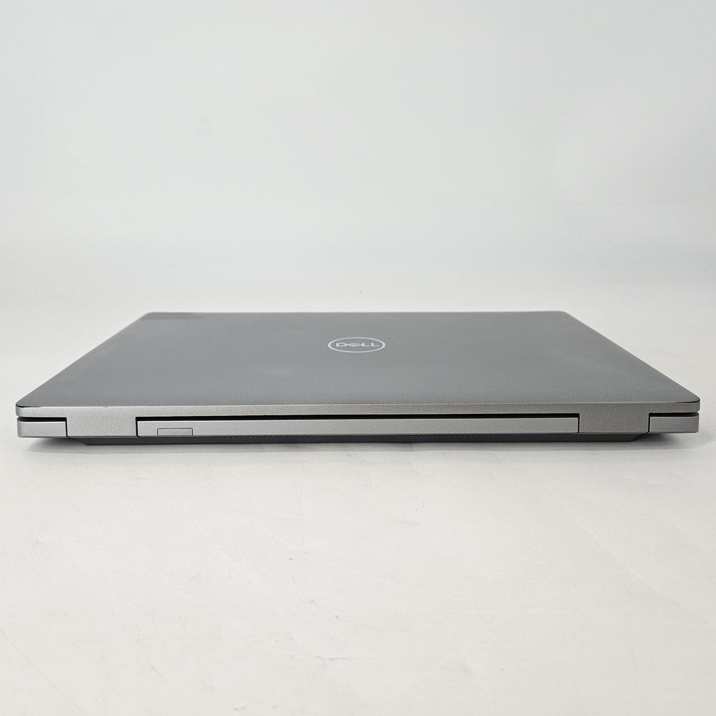 Dell Latitude 5531 15.6 Silver 1.8 GHz Intel Core i7 12th Gen. 16GB RAM 256GB Solid State Drive