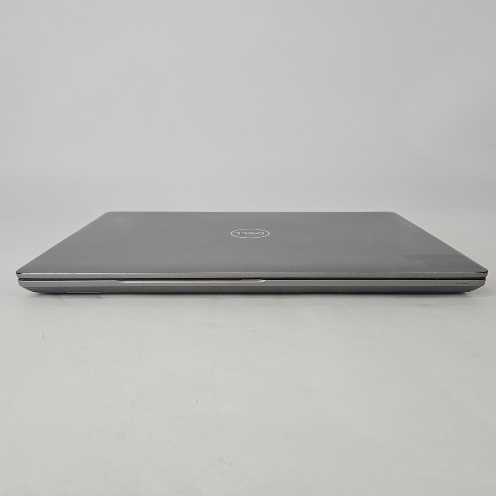 Dell Latitude 5531 15.6 Silver 1.8 GHz Intel Core i7 12th Gen. 16GB RAM 256GB Solid State Drive