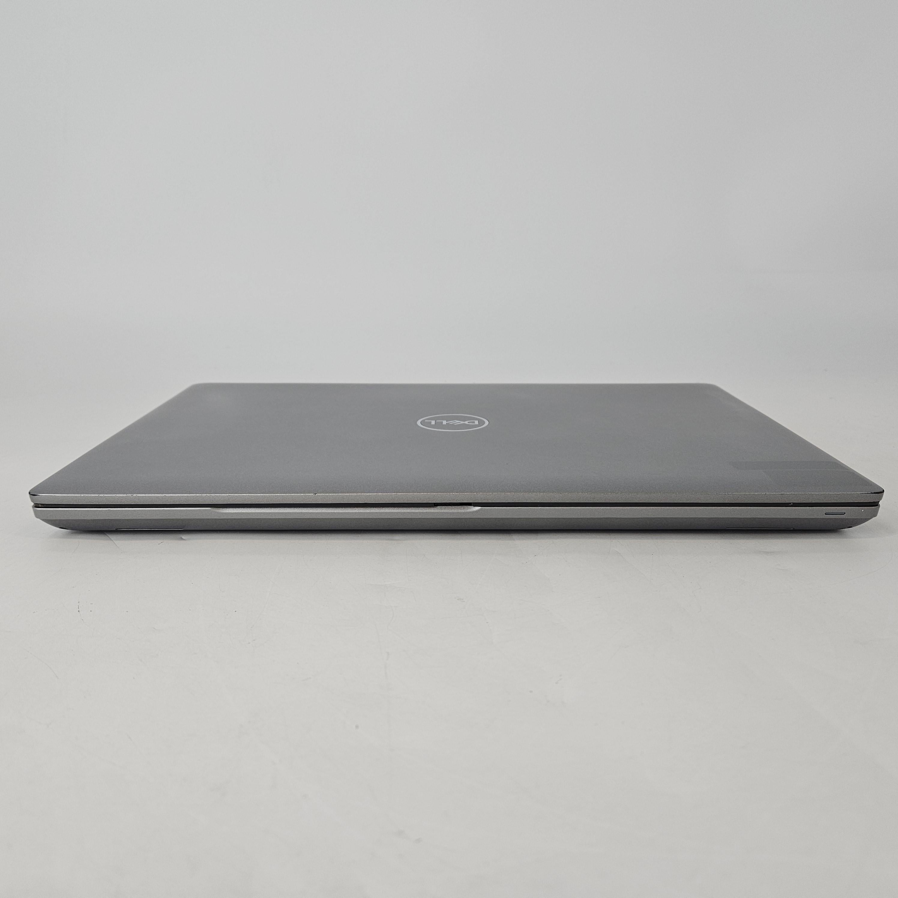 Dell Latitude 5531 15.6 Silver 1.8 GHz Intel Core i7 12th Gen. 16GB RAM 256GB Solid State Drive