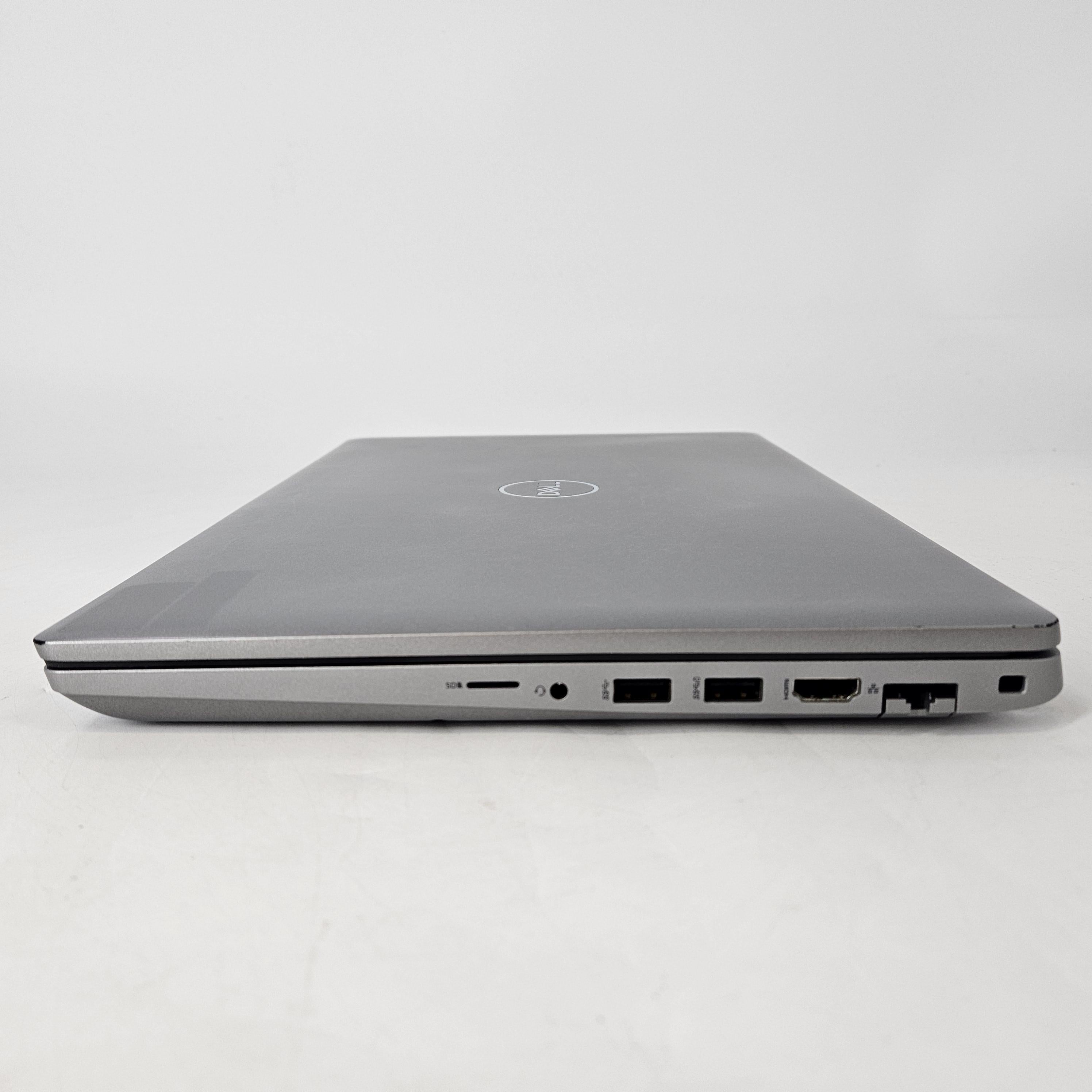 Dell Latitude 5531 15.6 Silver 1.8 GHz Intel Core i7 12th Gen. 16GB RAM 256GB Solid State Drive