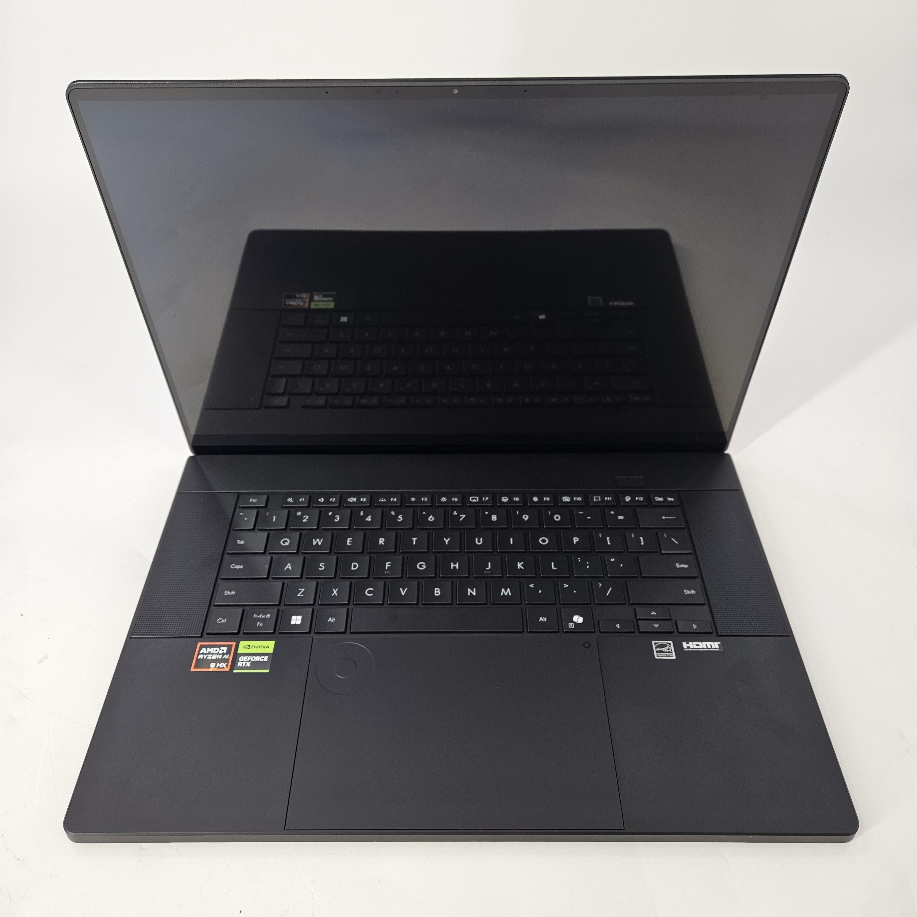 Asus ProArt P16 Black 2.0 GHz AMD Ryzen AI 9 HX 370 32GB RAM 2TB Solid State Drive NVIDIA GeForce RTX 5070 8 GB