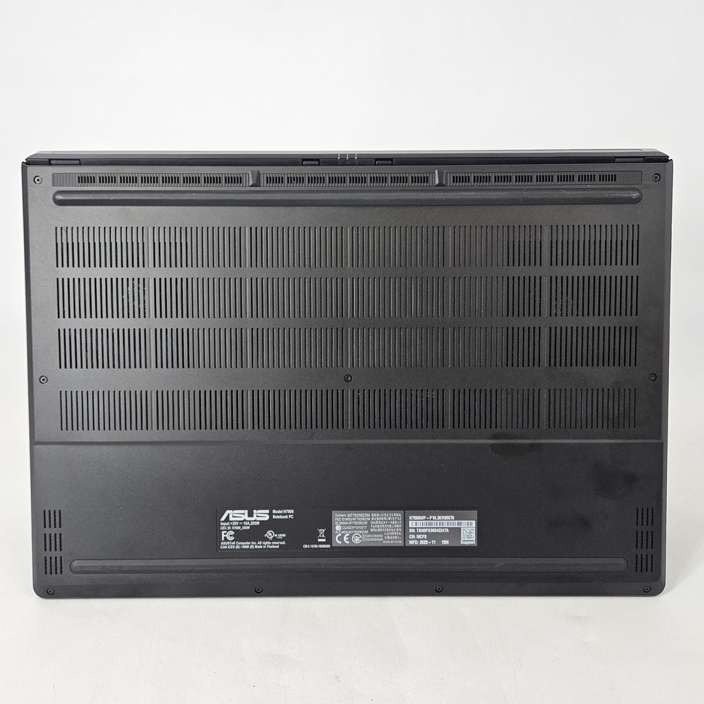 Asus ProArt P16 Black 2.0 GHz AMD Ryzen AI 9 HX 370 32GB RAM 2TB Solid State Drive NVIDIA GeForce RTX 5070 8 GB