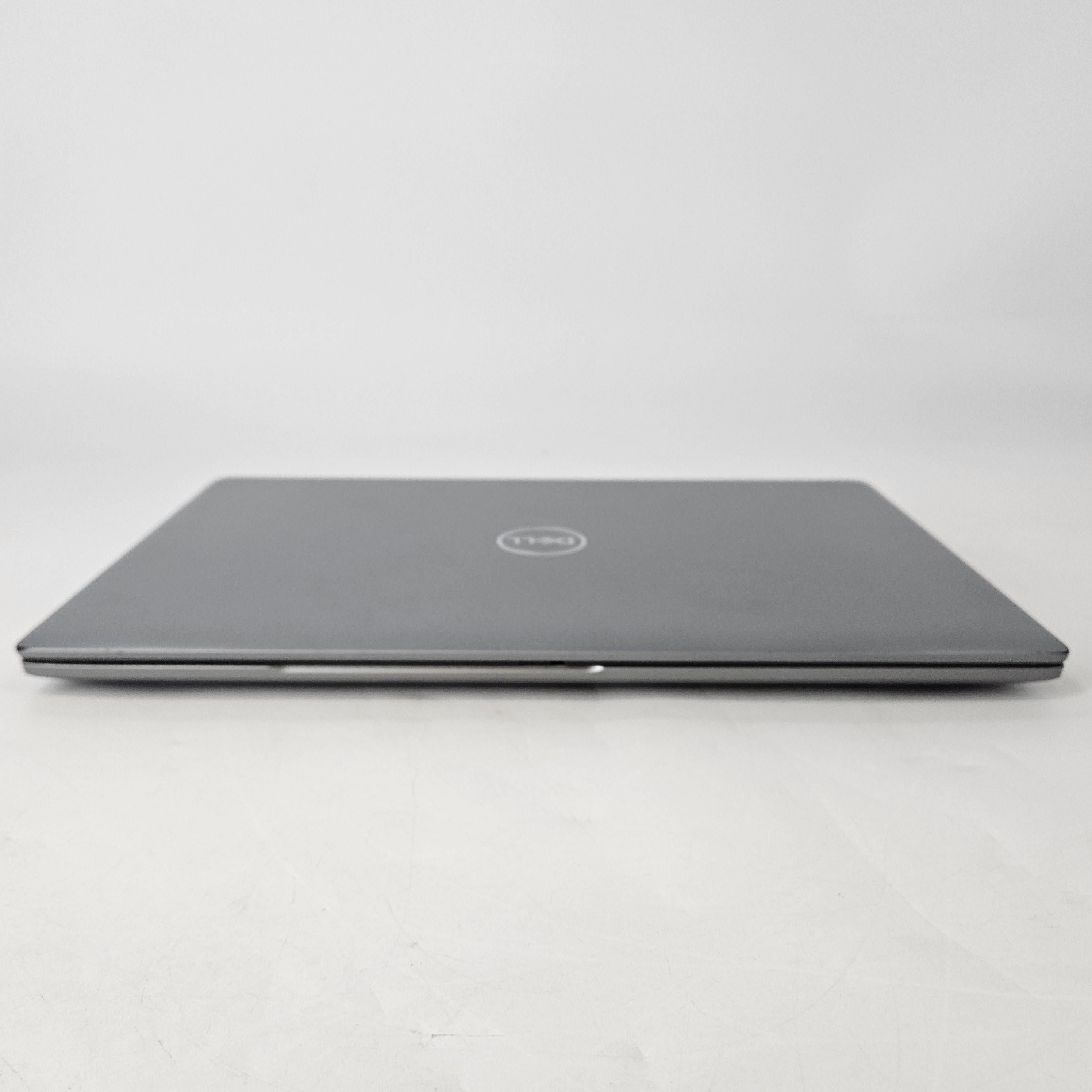 Dell Latitude 5540 15.6 Gray 1.7 GHz Intel Core i7 13th Gen. 32GB RAM 512GB Solid State Drive