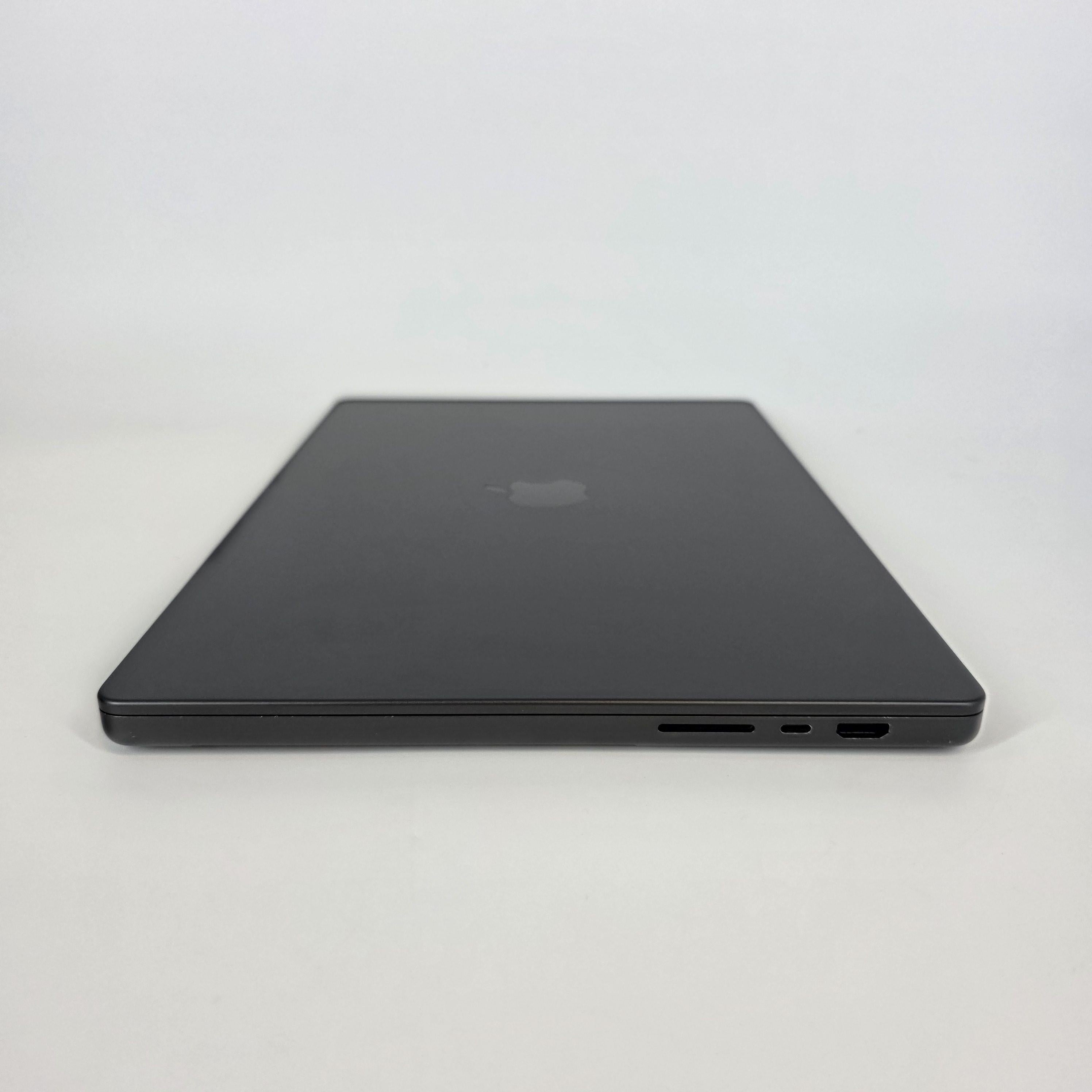 MacBook Pro 16 2024 Space Black 4.4 GHz M4 Max 16-Core CPU 128GB Unified Memory 2TB Solid State Drive 40-Core GPU