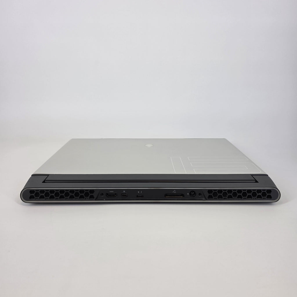 Dell Alienware m15 R4 White 2.4 GHz Intel Core i9 10th Gen. 32GB RAM 1TB Solid State Drive 512GB Solid State Drive NVIDIA GeForce RTX 3080 8 GB