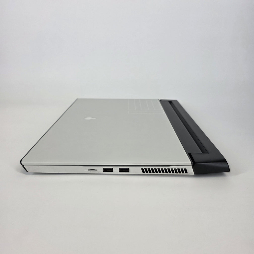 Dell Alienware m15 R4 White 2.4 GHz Intel Core i9 10th Gen. 32GB RAM 1TB Solid State Drive 512GB Solid State Drive NVIDIA GeForce RTX 3080 8 GB