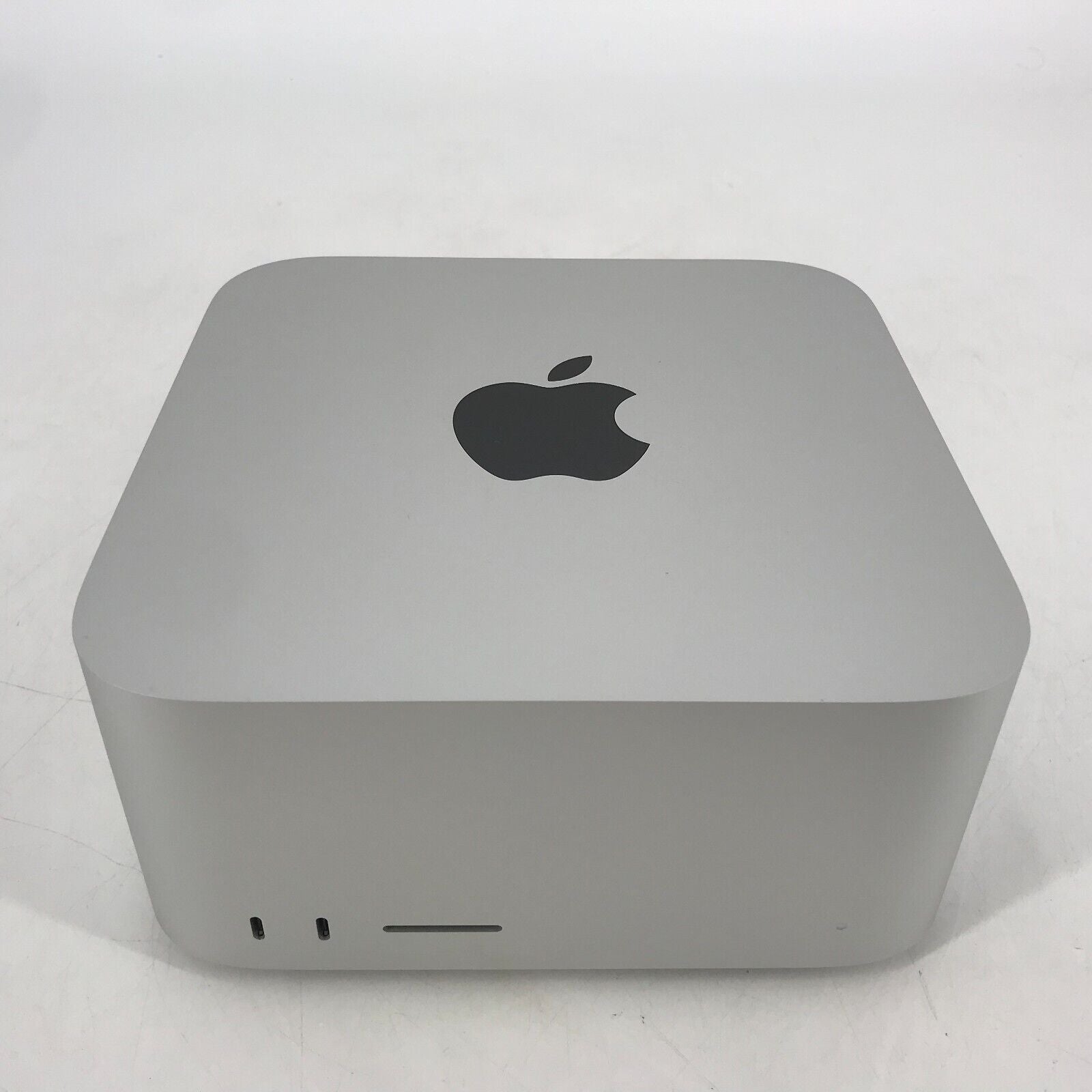 Mac Studio Silver 2022 M1 Ultra 20-Core CPU 48-Core GPU 64GB 1TB - Excellent