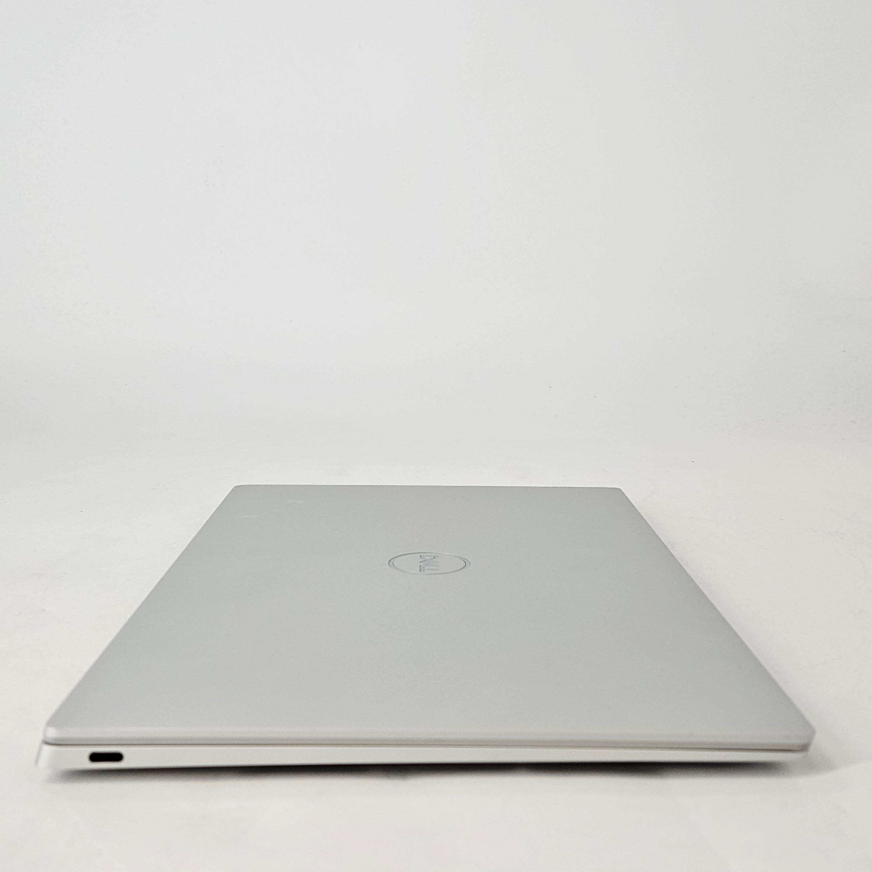 Dell XPS 13 Plus 9320 Silver 1.8 GHz Intel Core i7 12th Gen. 32GB RAM 512GB Solid State Drive
