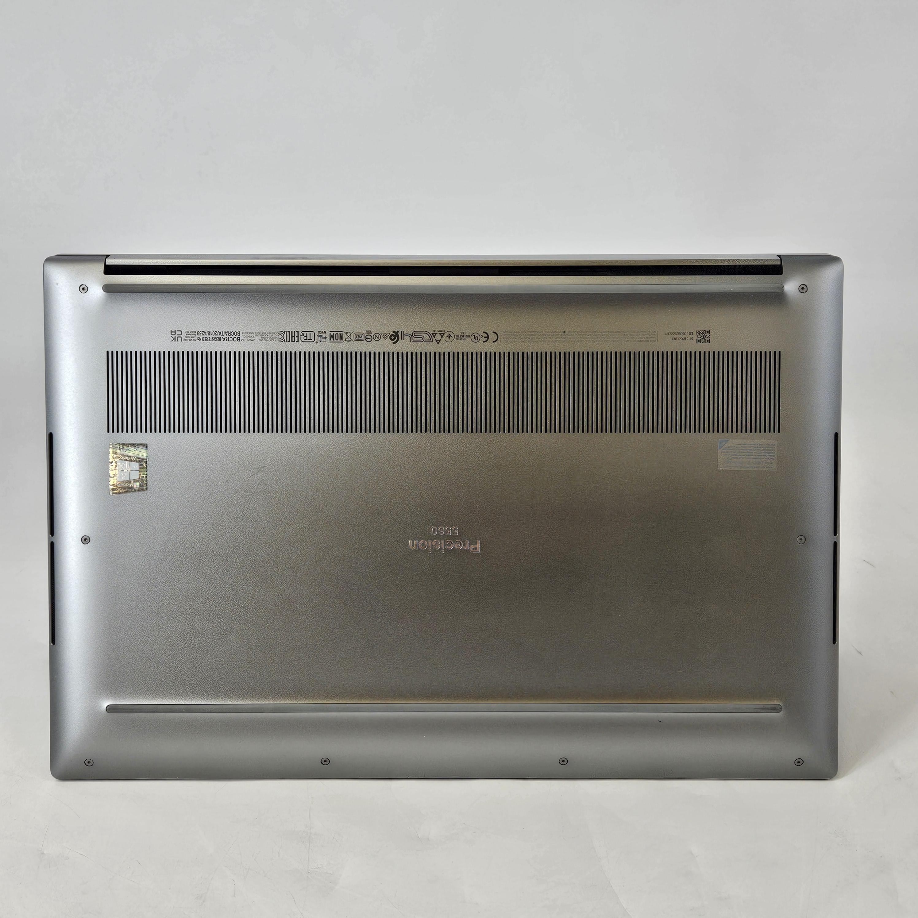 Dell Precision 5560 15.6 Gray 2.3 GHz Intel Core i7 11th Gen. 16GB RAM 512GB Solid State Drive NVIDIA Quadro T1200 4 GB