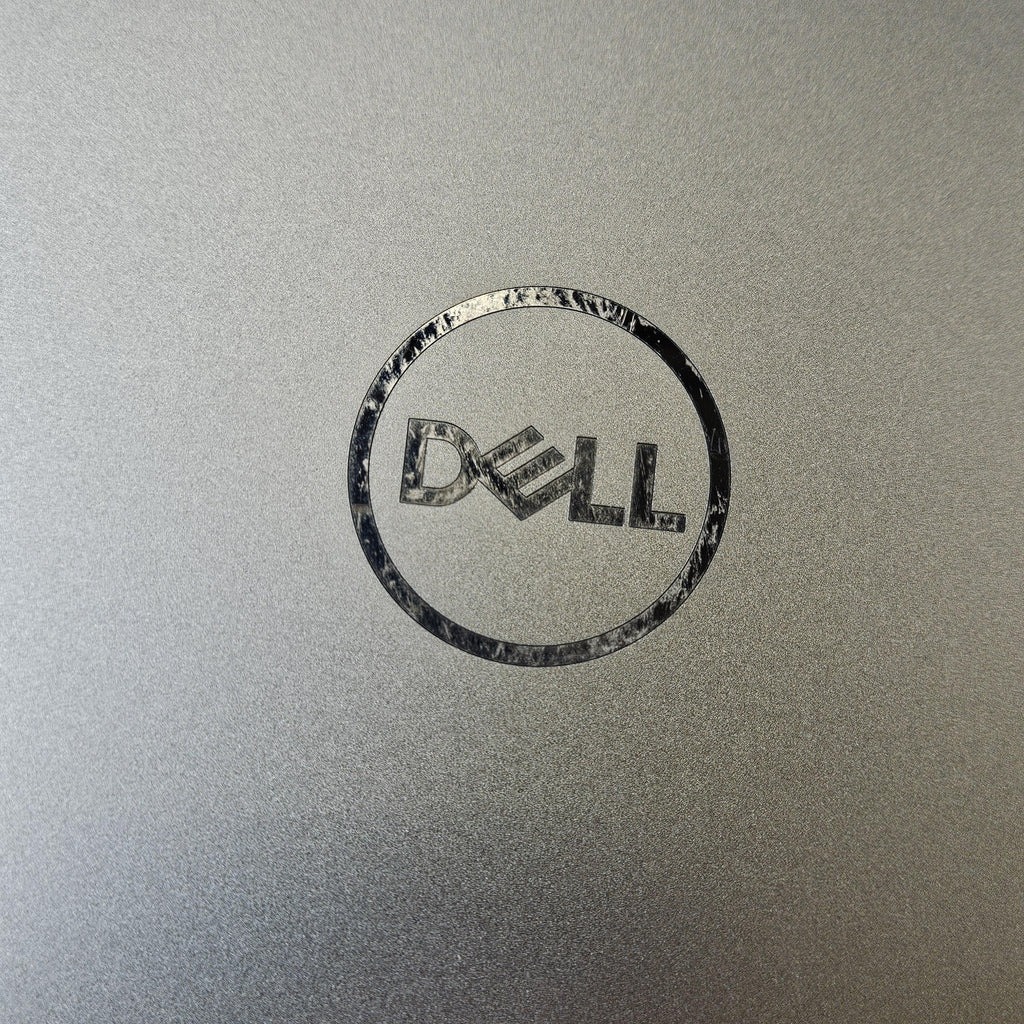 Dell Precision 5560 15.6 Gray 2.3 GHz Intel Core i7 11th Gen. 16GB RAM 512GB Solid State Drive NVIDIA Quadro T1200 4 GB