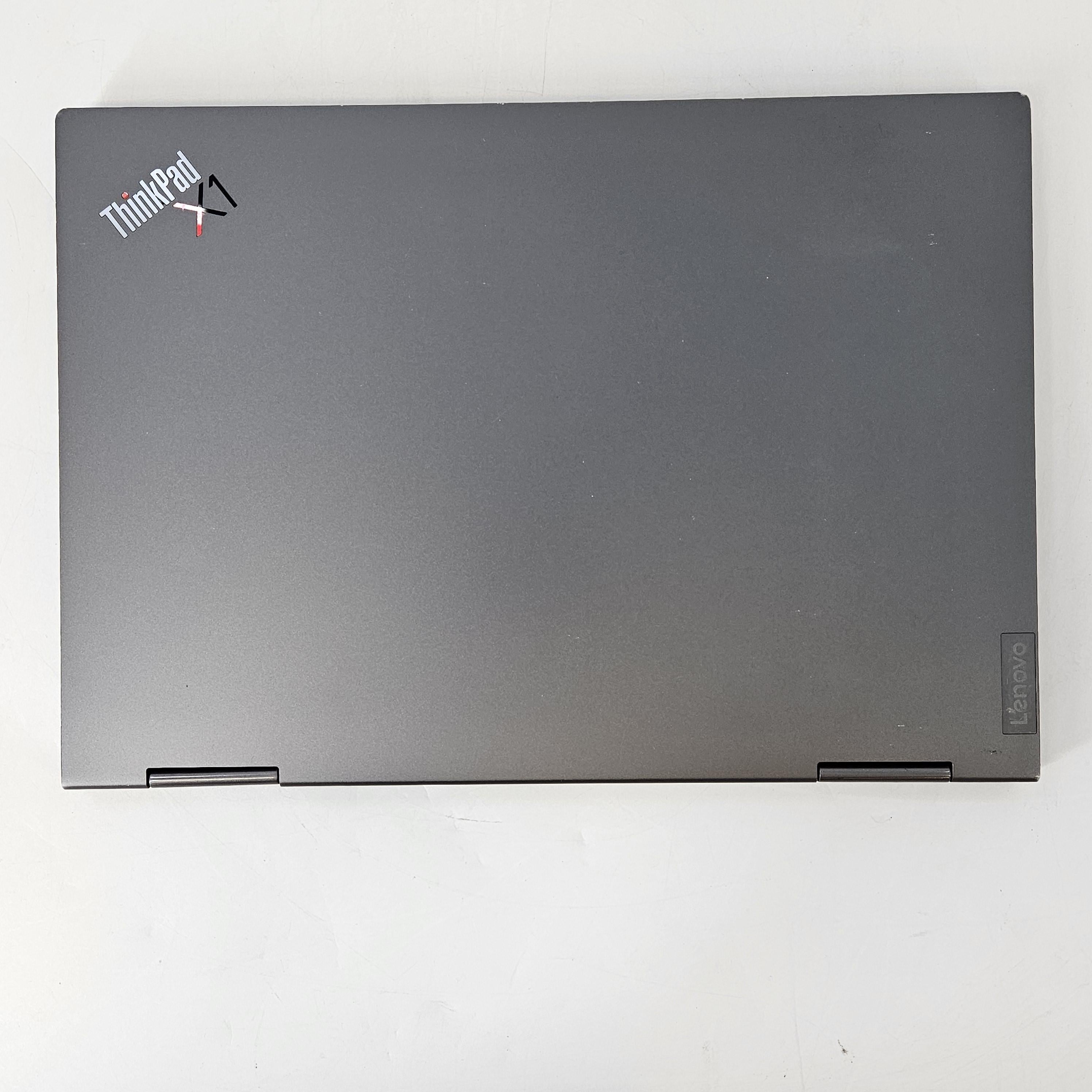 Lenovo ThinkPad X1 Yoga Gen 6 14 Gray 2.4 GHz Intel Core i5 11th Gen. 16GB RAM 512GB Solid State Drive