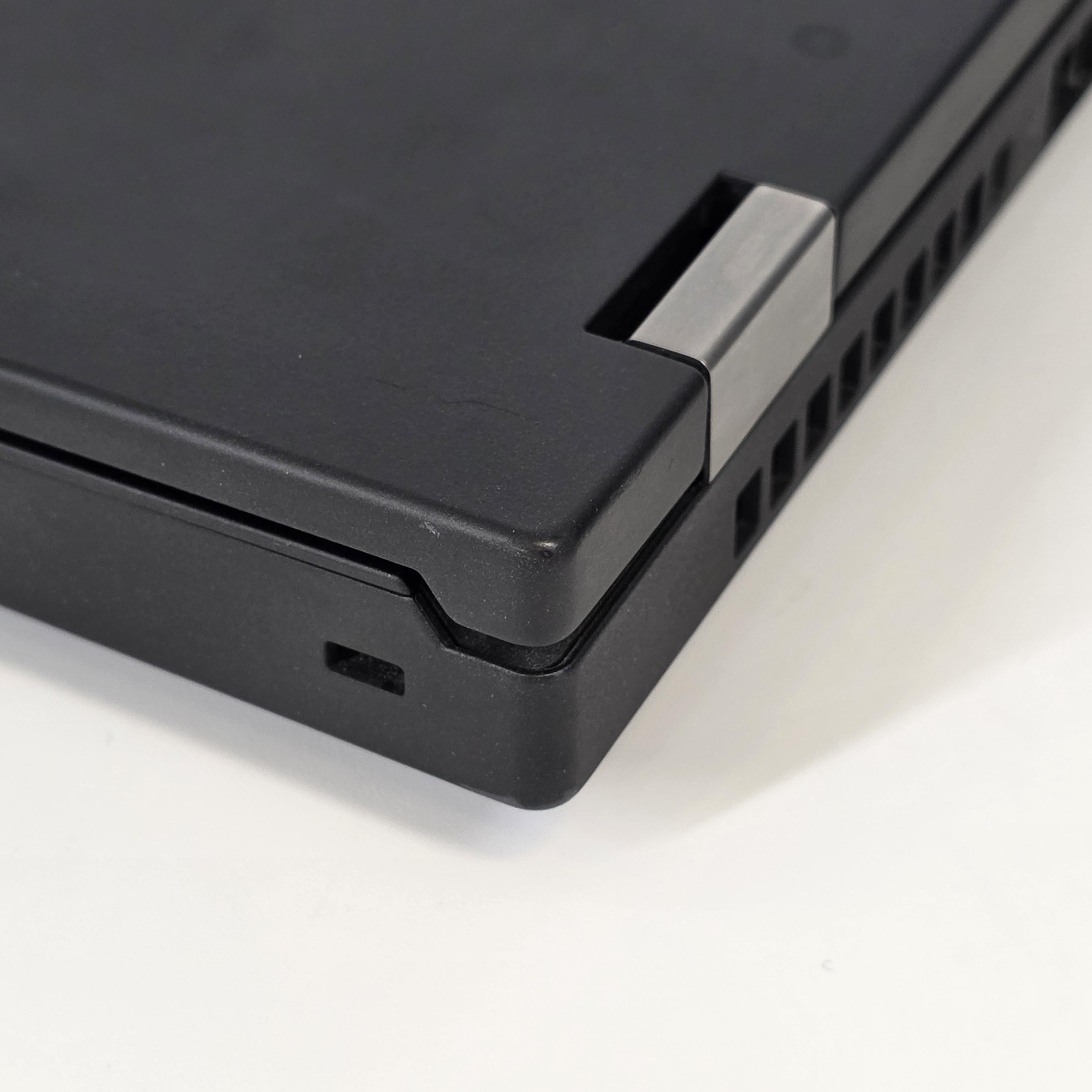 Lenovo ThinkPad P15 Gen 2 Black 2.3 GHz Intel Core i7 11th Gen. 32GB RAM 1TB Solid State Drive NVIDIA RTX A4000 8 GB
