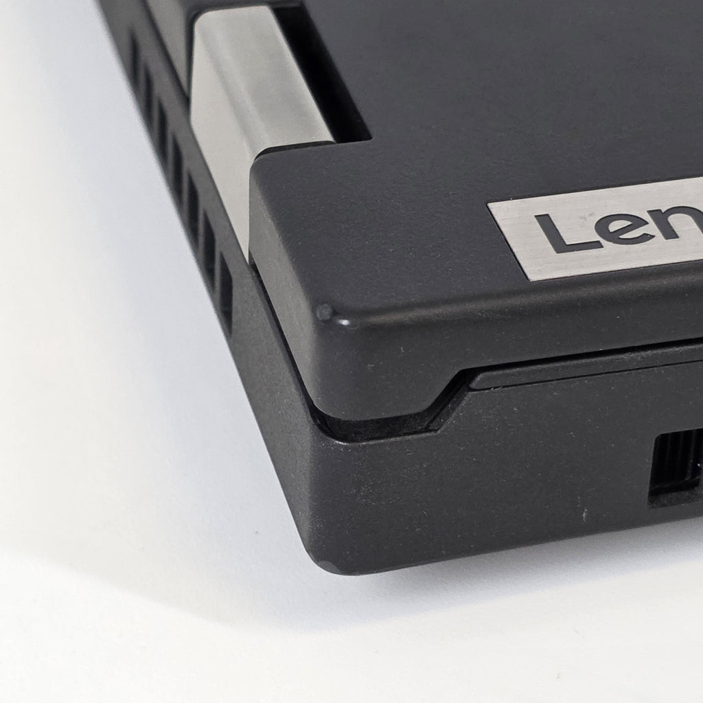 Lenovo ThinkPad P15 Gen 2 Black 2.3 GHz Intel Core i7 11th Gen. 32GB RAM 1TB Solid State Drive NVIDIA RTX A4000 8 GB