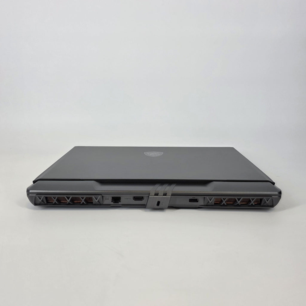 MSI Vector 16 HX AI 16 Gray 2.7 GHz Intel Core Ultra 9 Series 2 32GB RAM 1TB Solid State Drive NVIDIA GeForce RTX 5070 8 GB