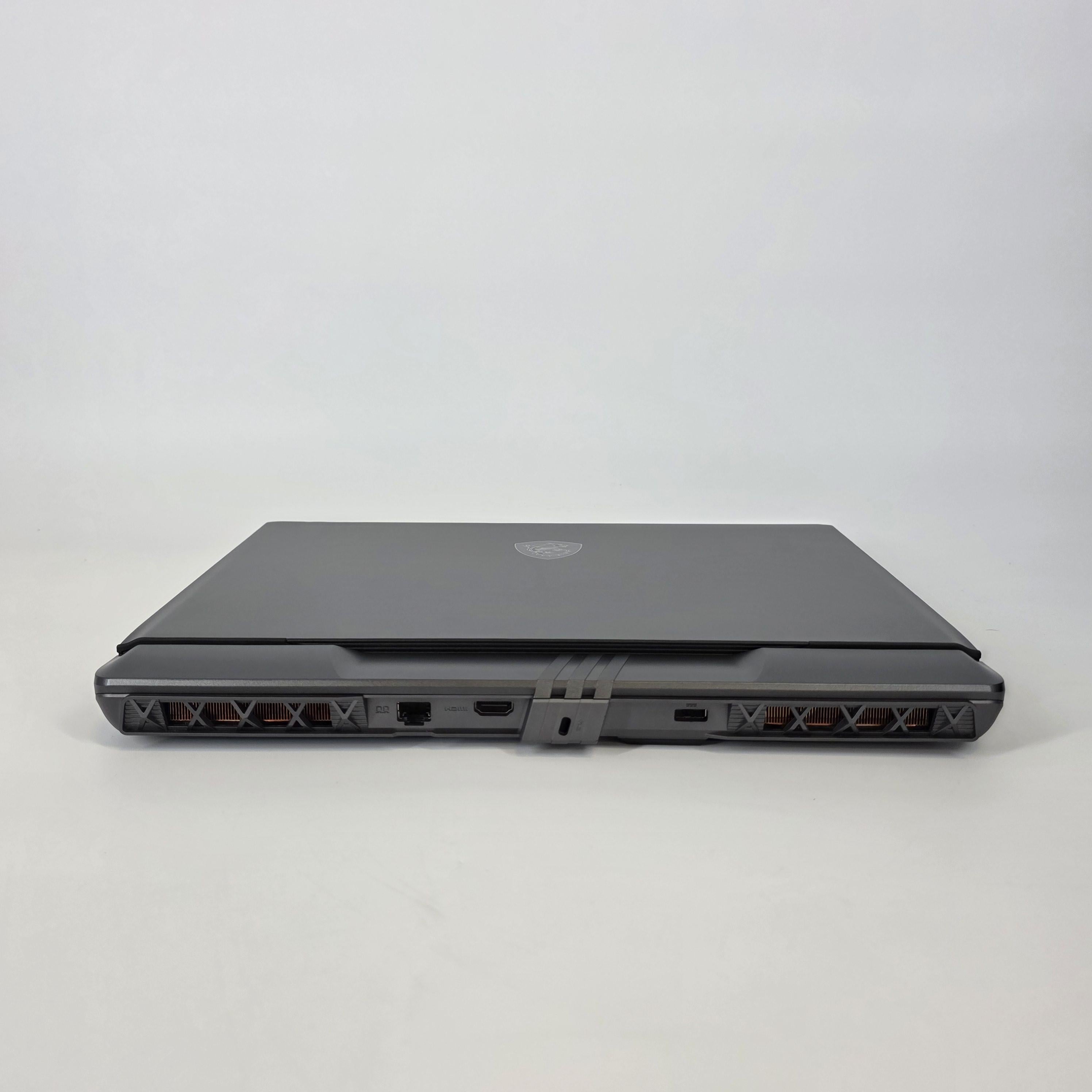 MSI Vector 16 HX AI 16 Gray 2.7 GHz Intel Core Ultra 9 Series 2 32GB RAM 1TB Solid State Drive NVIDIA GeForce RTX 5070 8 GB