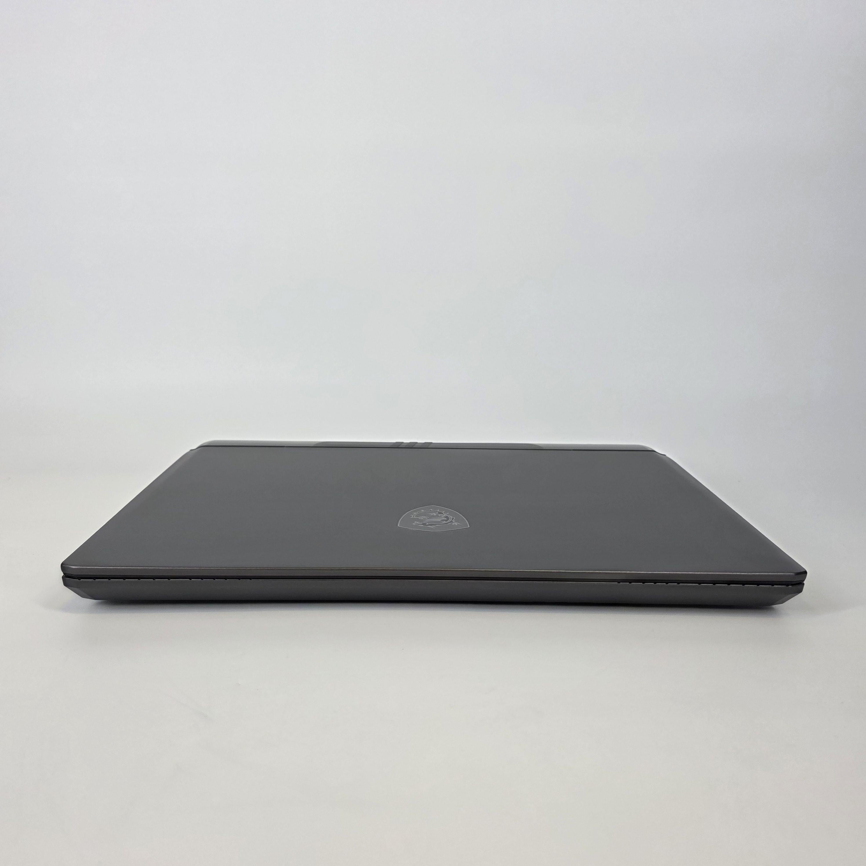 MSI Vector 16 HX AI 16 Gray 2.7 GHz Intel Core Ultra 9 Series 2 32GB RAM 1TB Solid State Drive NVIDIA GeForce RTX 5070 8 GB