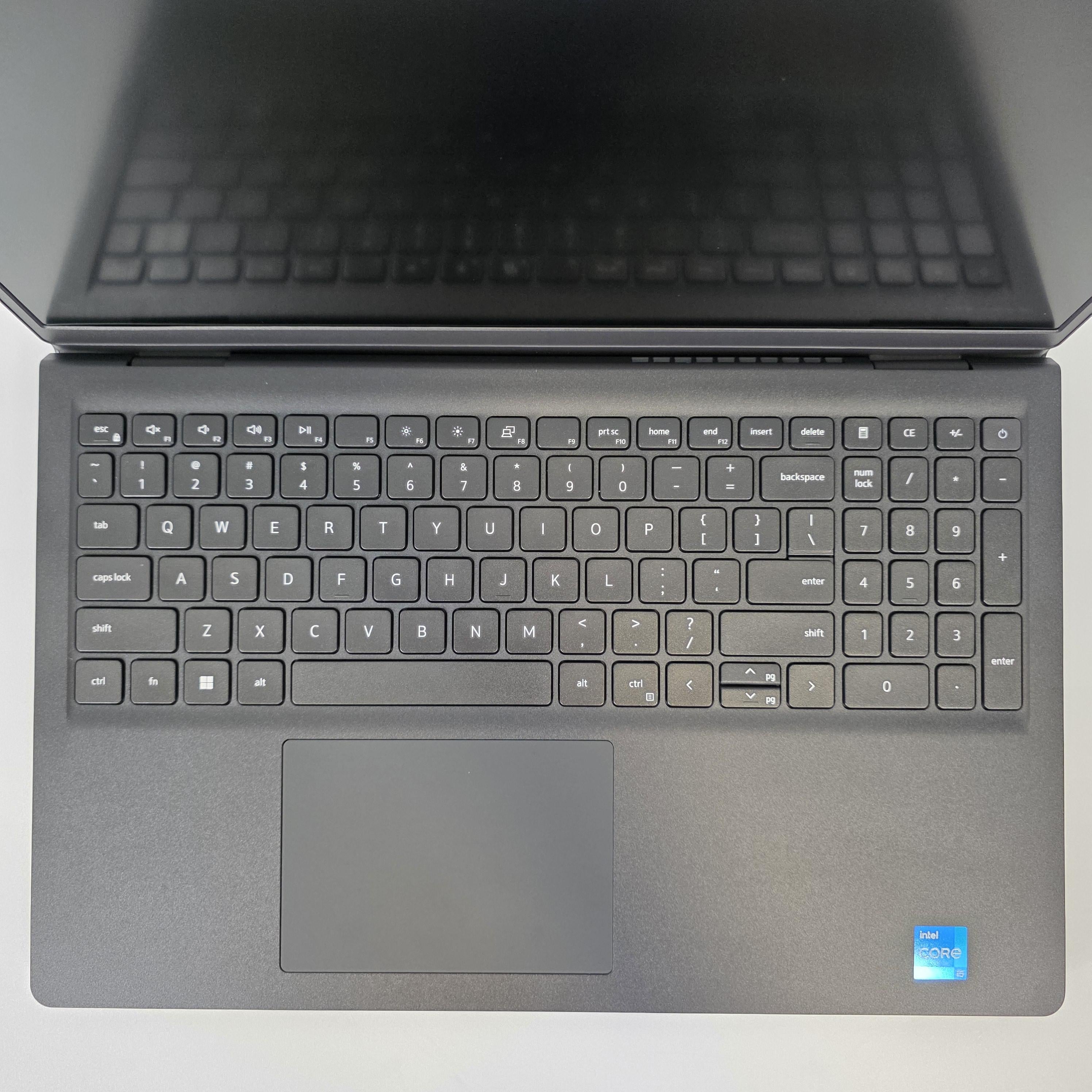 Dell Pro 15 Essential PV15250 Carbon Black 1.3 GHz Intel Core i5 13th Gen. 16GB RAM 512GB Solid State Drive