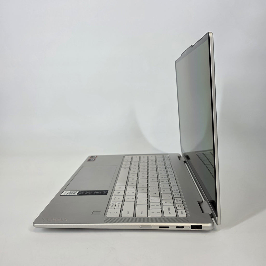 Lenovo Yoga 7 14 Silver 2.0 GHz AMD Ryzen AI 7 350 16GB RAM 1TB Solid State Drive