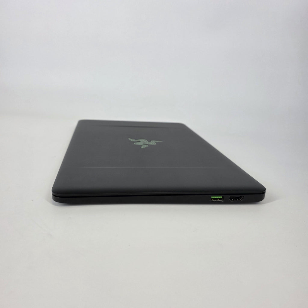 Razer Blade Stealth 13 2017 Black 1.8 GHz Intel Core i7 8th Gen. 16GB RAM 256GB Solid State Drive