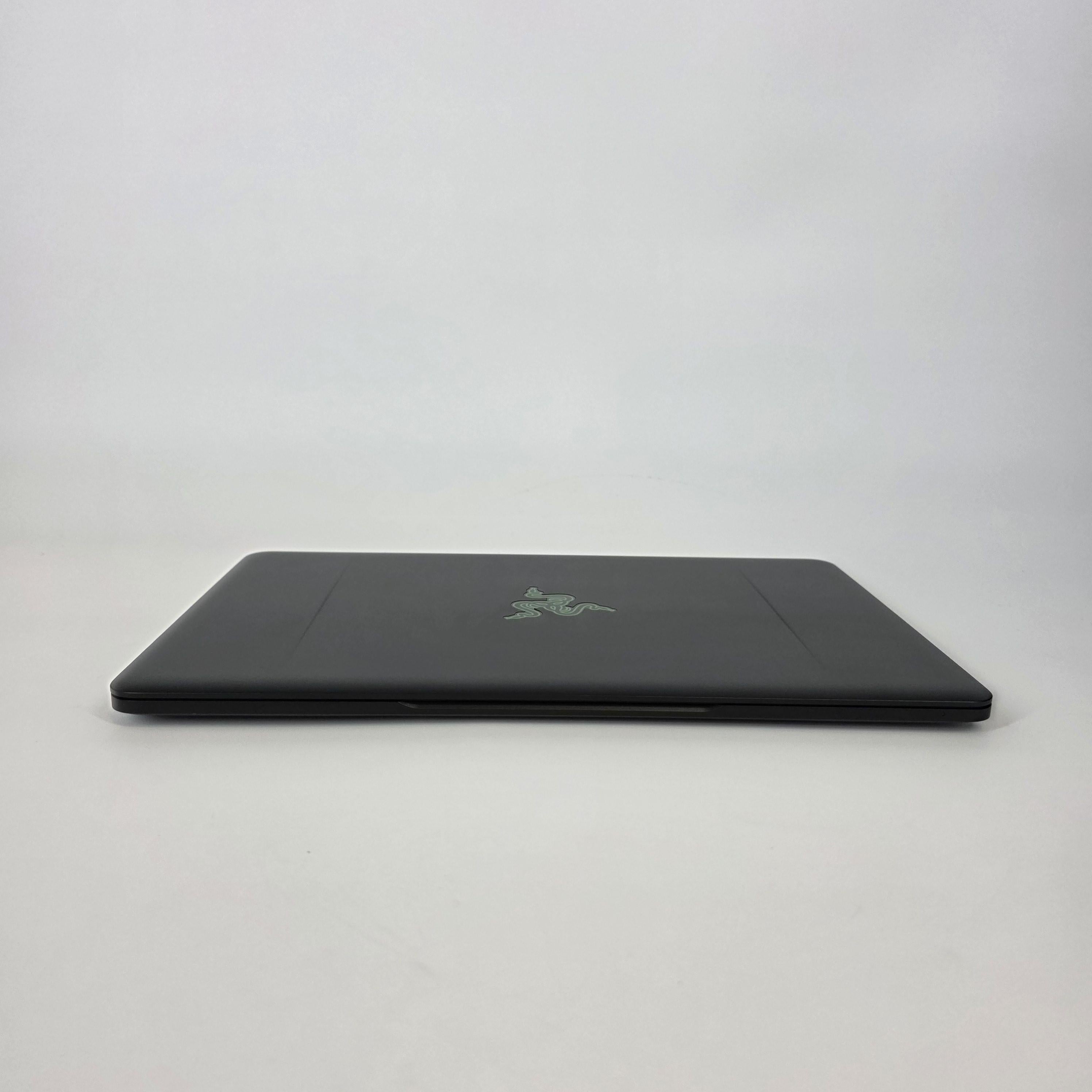 Razer Blade Stealth 13 2017 Black 1.8 GHz Intel Core i7 8th Gen. 16GB RAM 256GB Solid State Drive