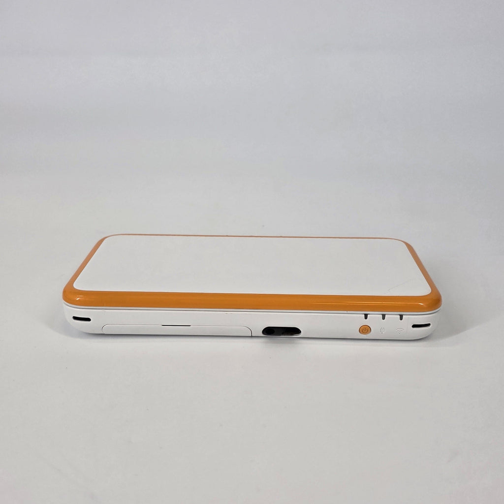 Nintendo New 2DS XL White + Orange White