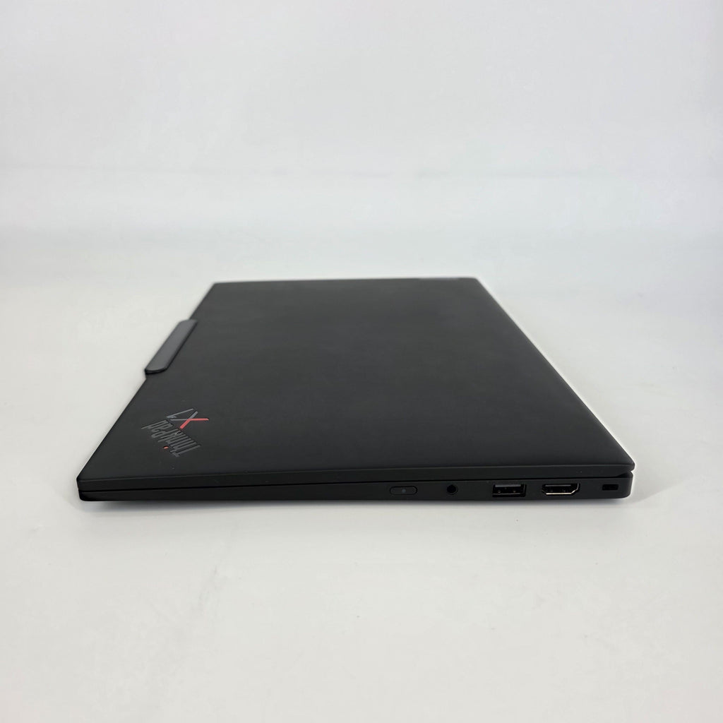 Lenovo ThinkPad X1 Carbon Gen 13 14 Black 1.5 GHz Intel Core Ultra 5 Series 2 16GB RAM 512GB Solid State Drive