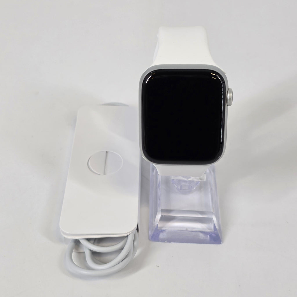 Apple Watch (Series 6) 44mm Silver Unlocked 32GB
